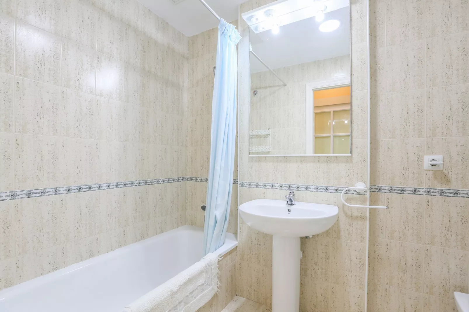 Espigon De Rota-Bathroom
