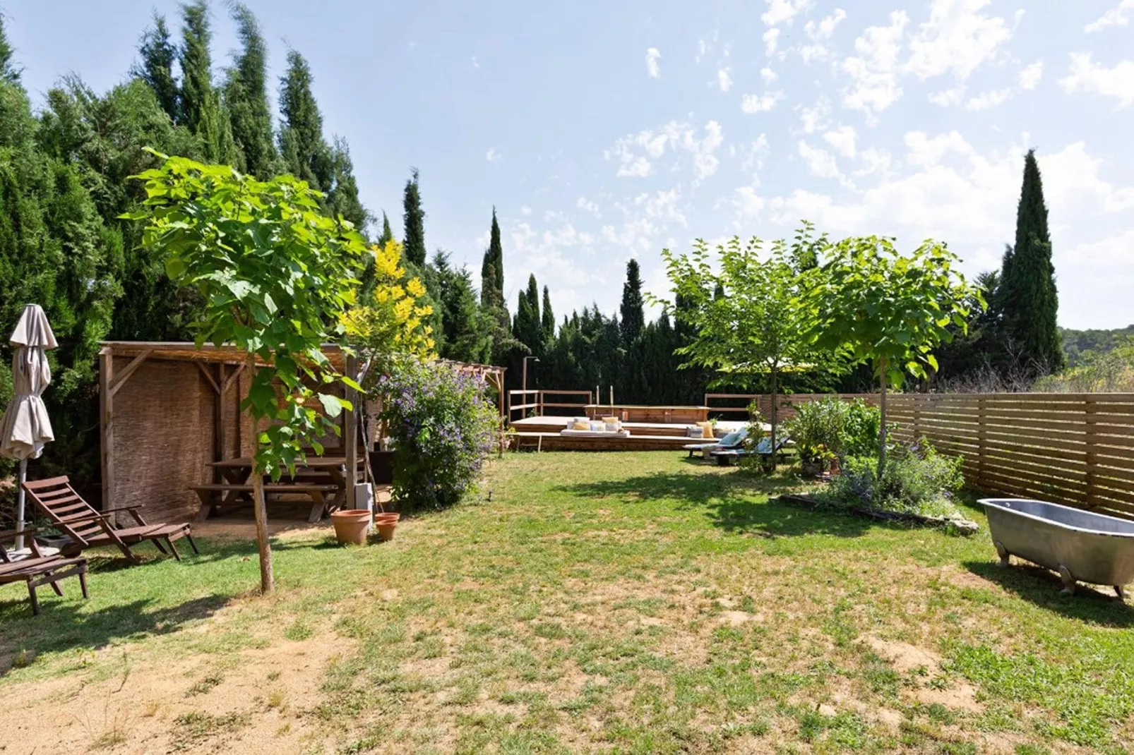Sant Mori-Gardens summer