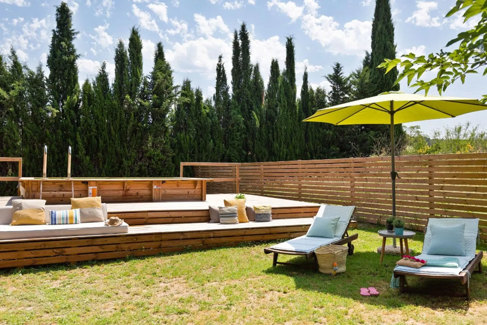 Sant Mori-Exterior summer