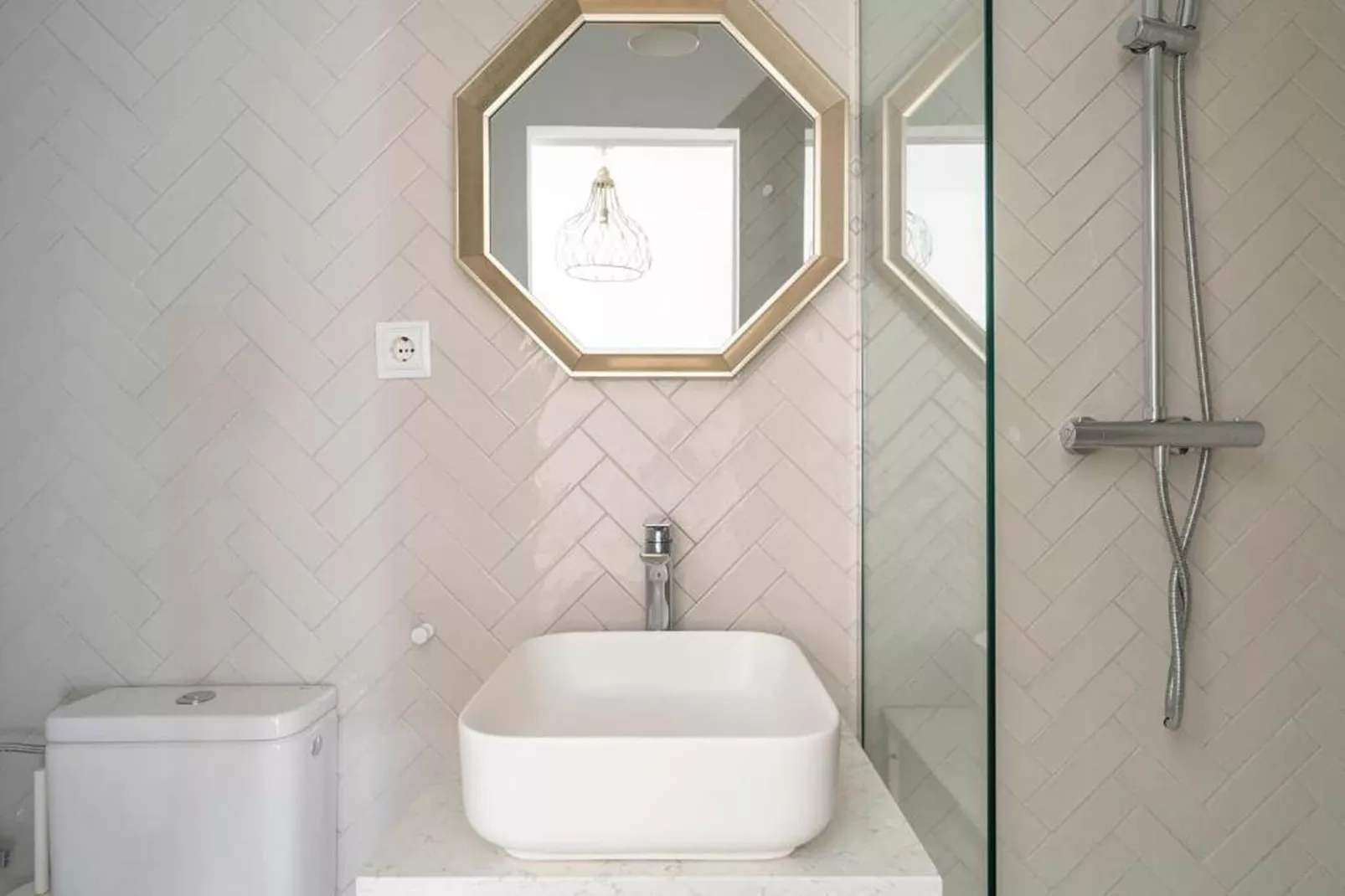 Sant Mori-Bathroom