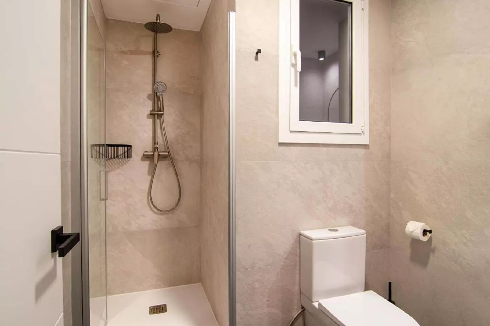 El Pajar Del Empordà-Bathroom