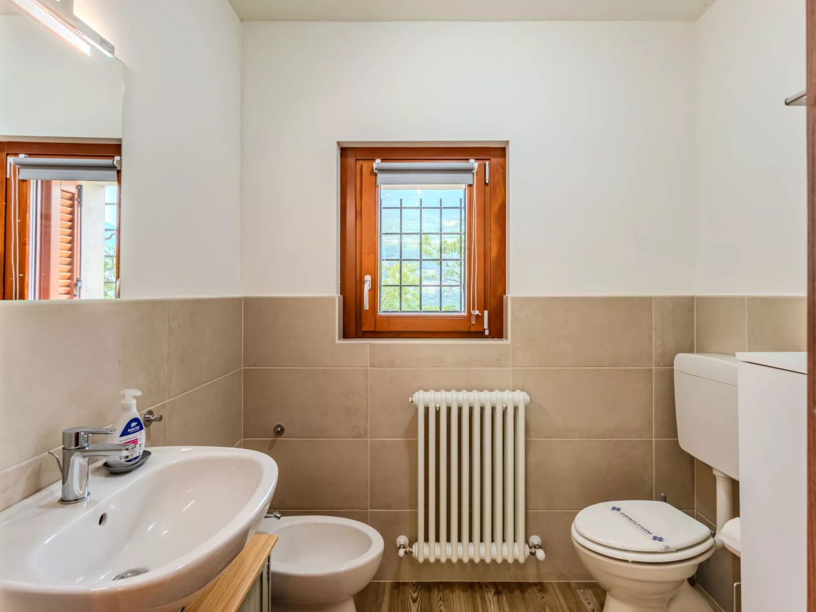 La Quiete Mountain Home-Inside