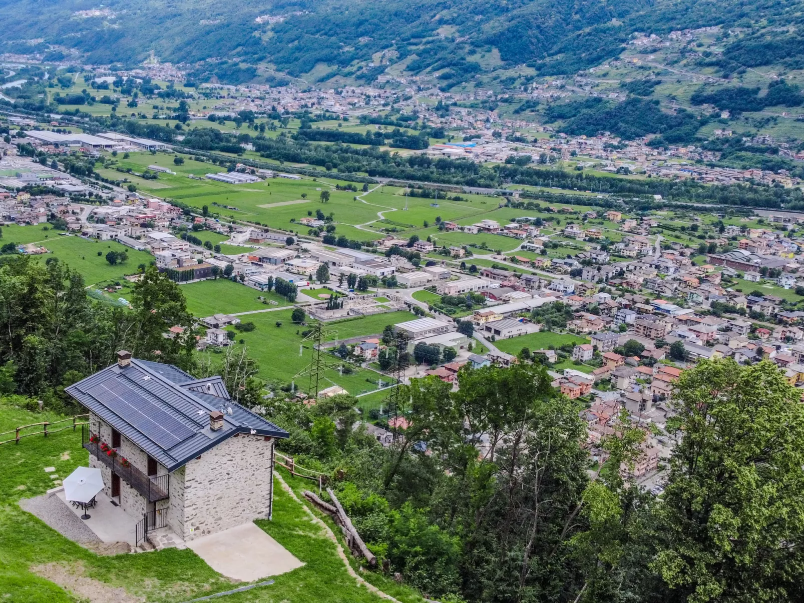 La Quiete Mountain Home-Outside