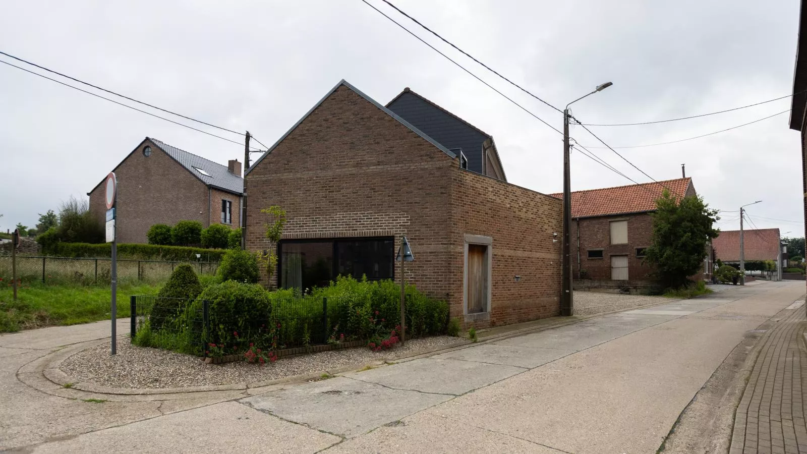 Woonhuys-Exterior summer