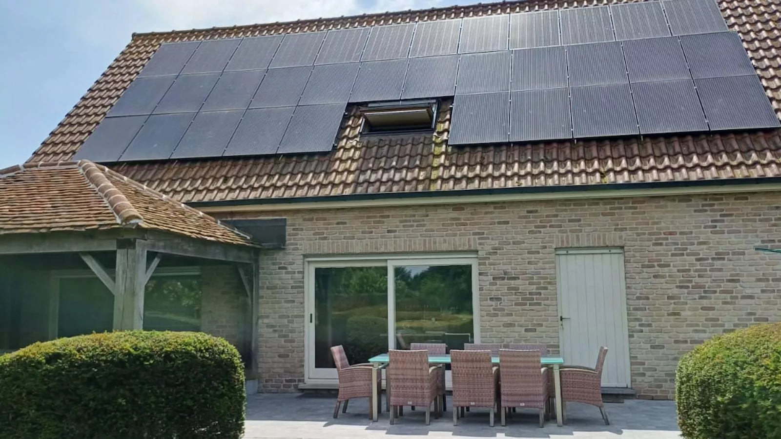 Villa Deluxe-Exterior summer