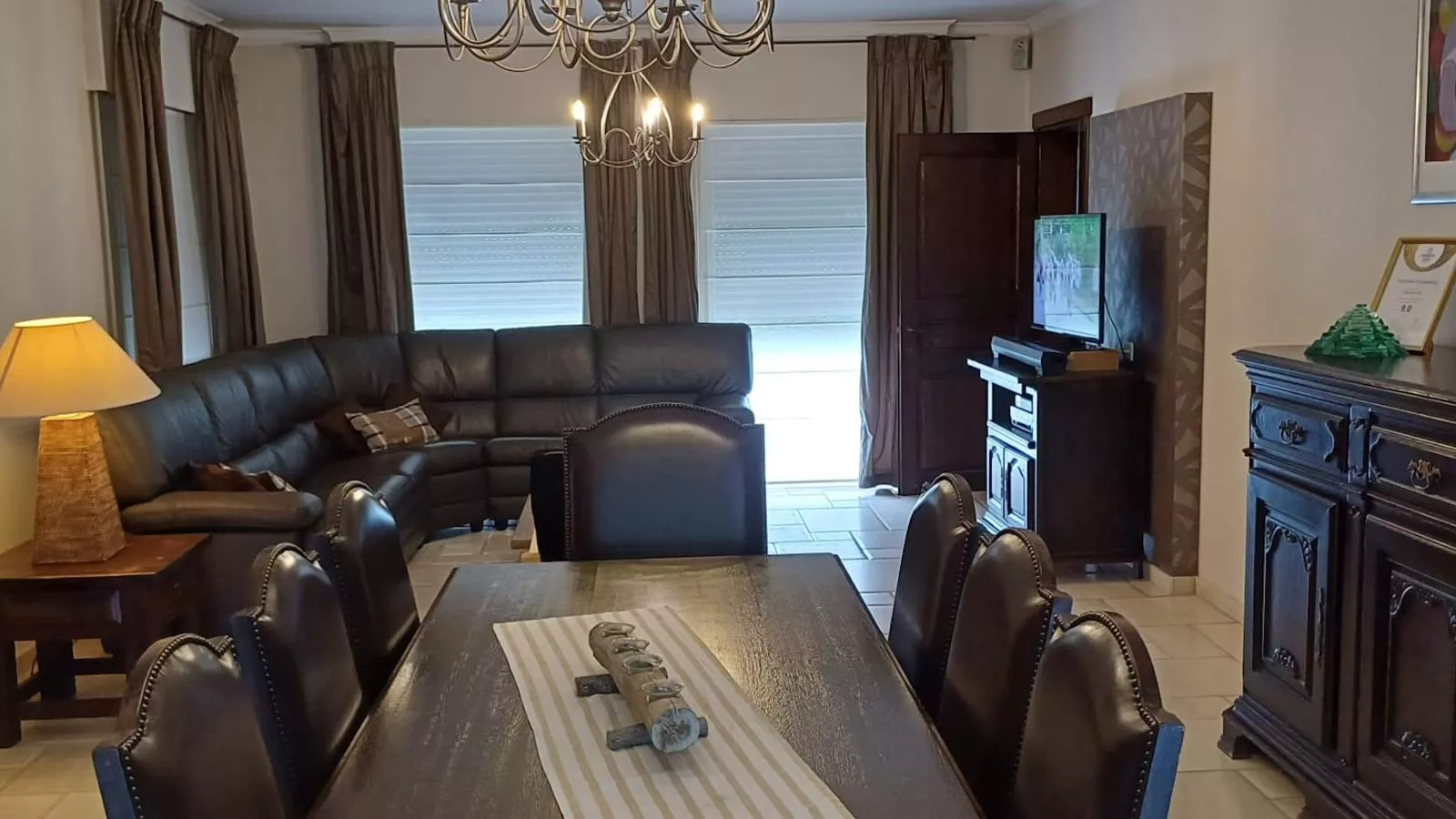 Villa Deluxe-Living room