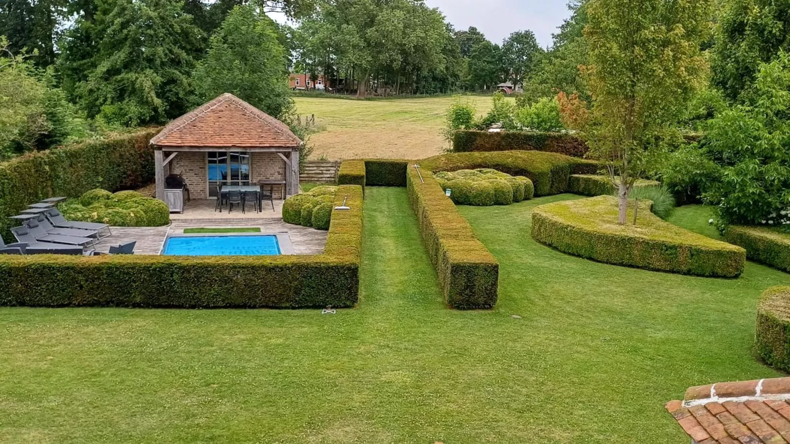Villa Deluxe-View summer