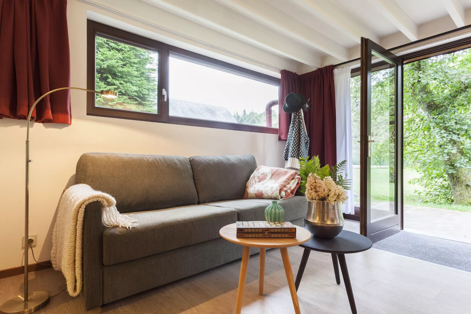 Cottage Excellence-Salon