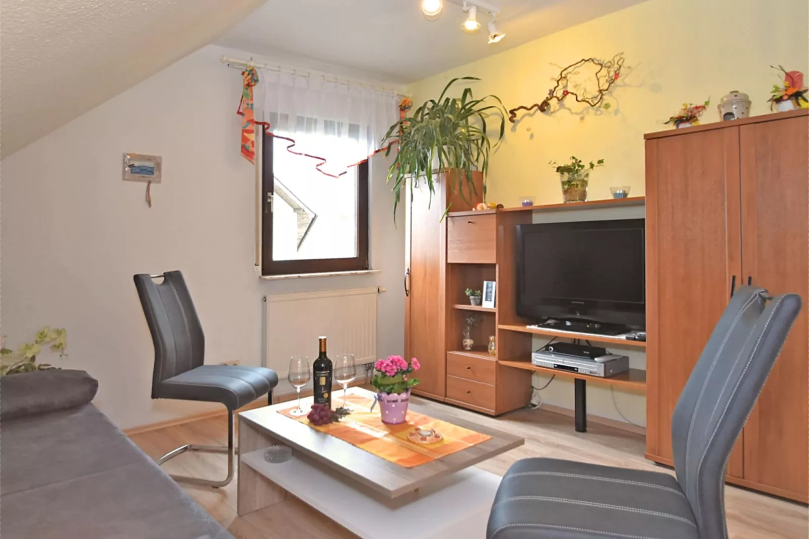 Am Sonnenblick-Living room