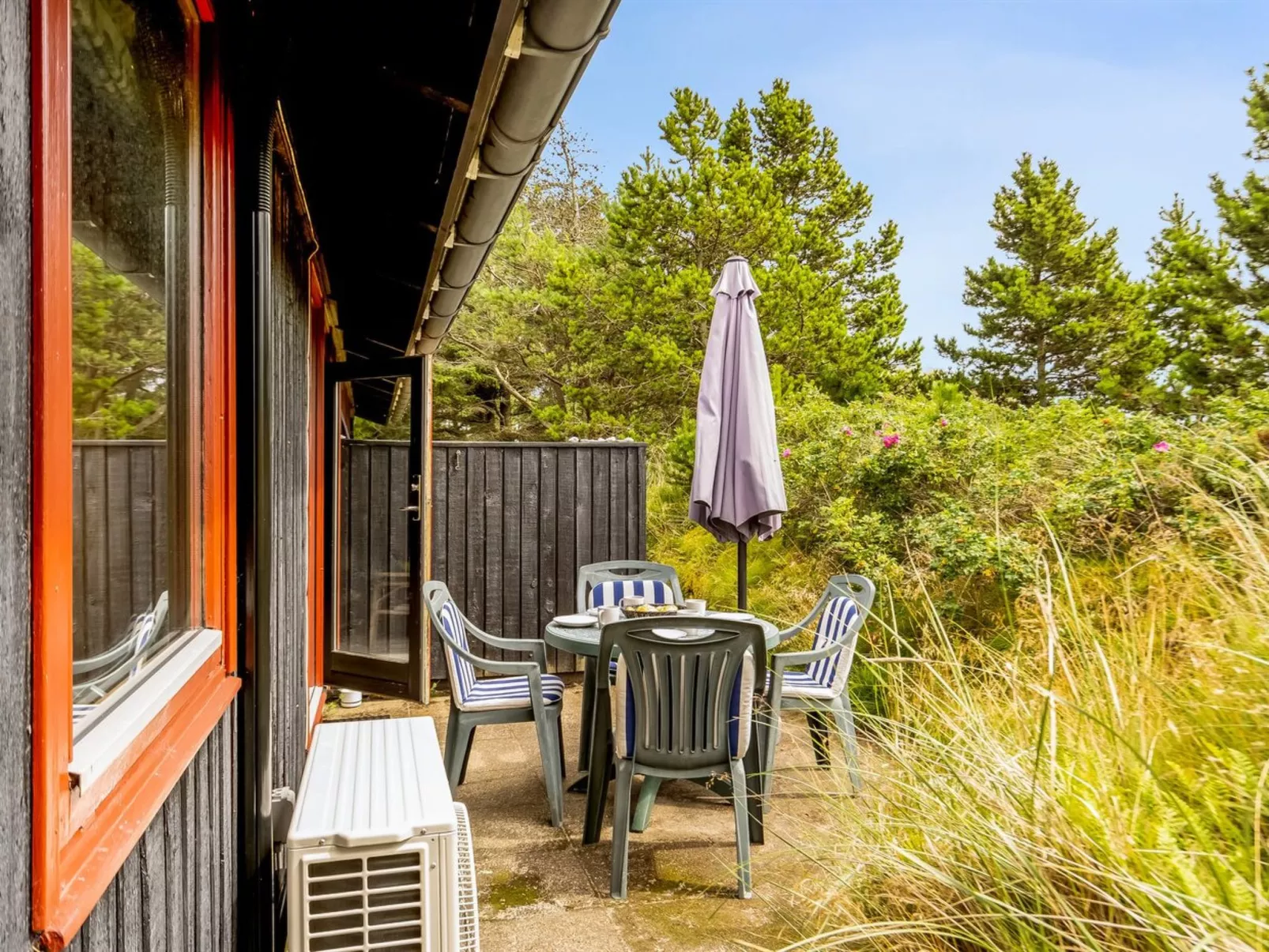 "Vemund" - 300m from the sea-Outside