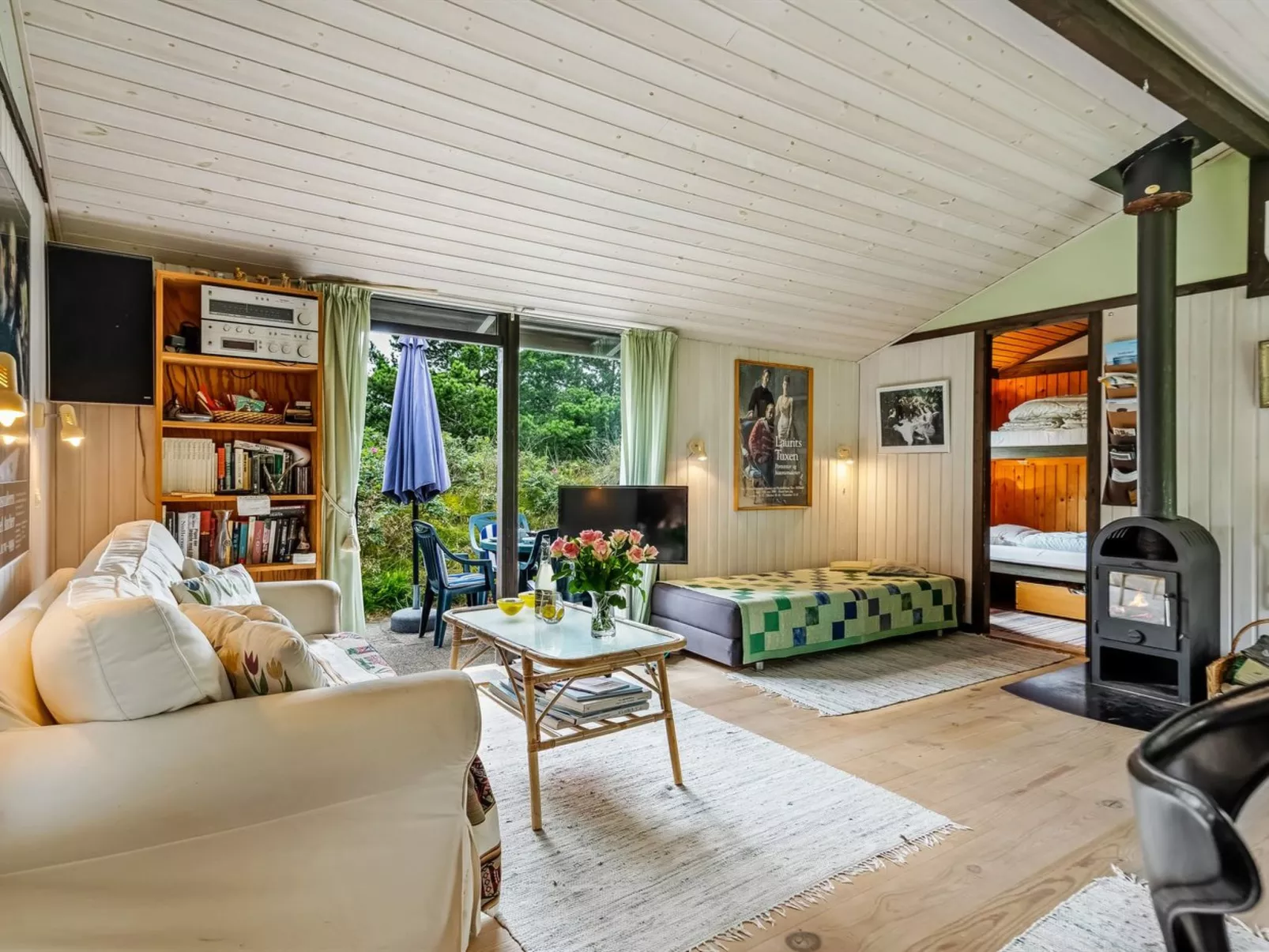 "Vemund" - 300m from the sea-Inside