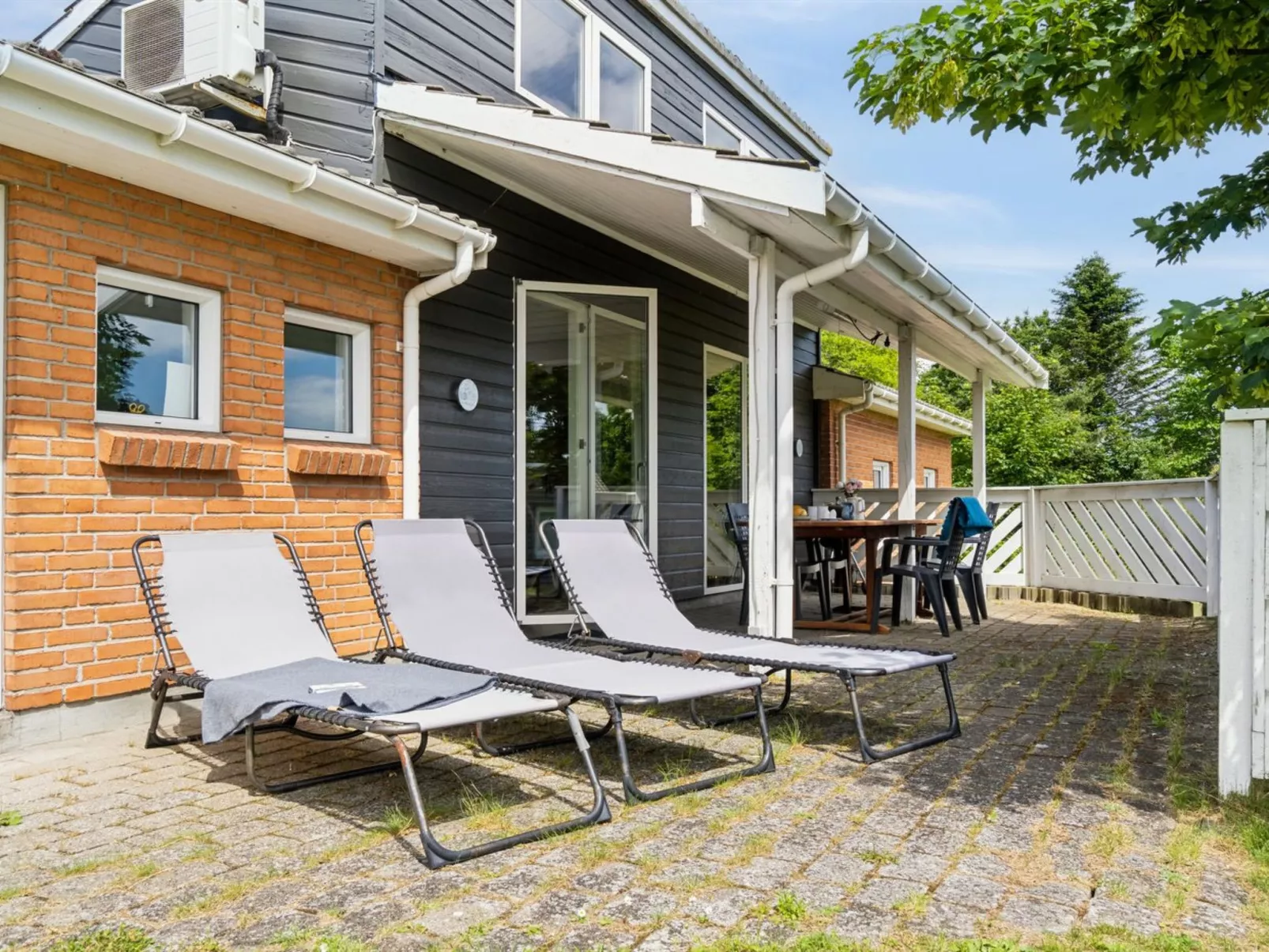 "Svenn" - 300m from the sea-Inside