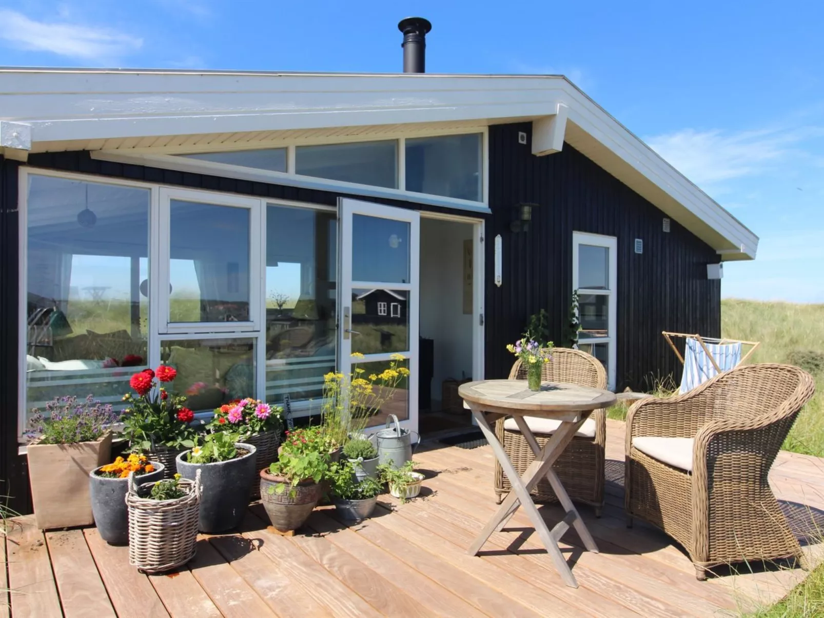 "Anissa" - 100m from the sea-Drinnen