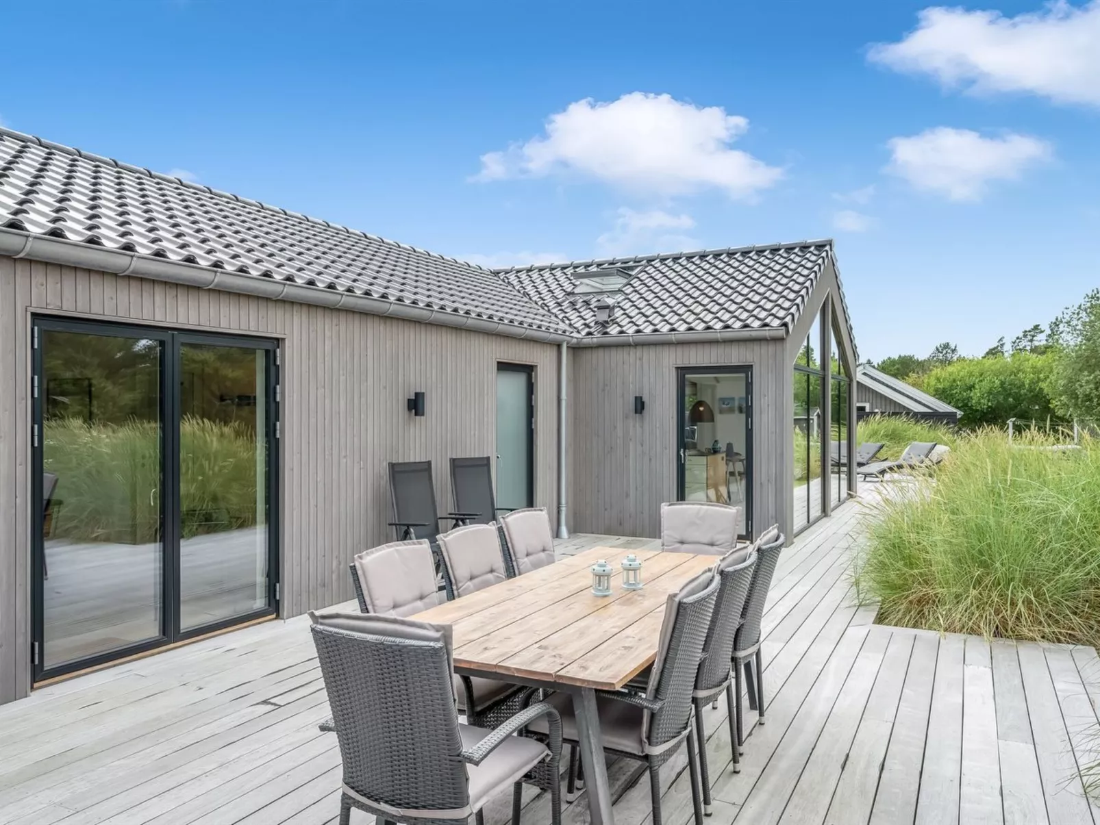 "Antonette" - 1.8km from the sea-Outside