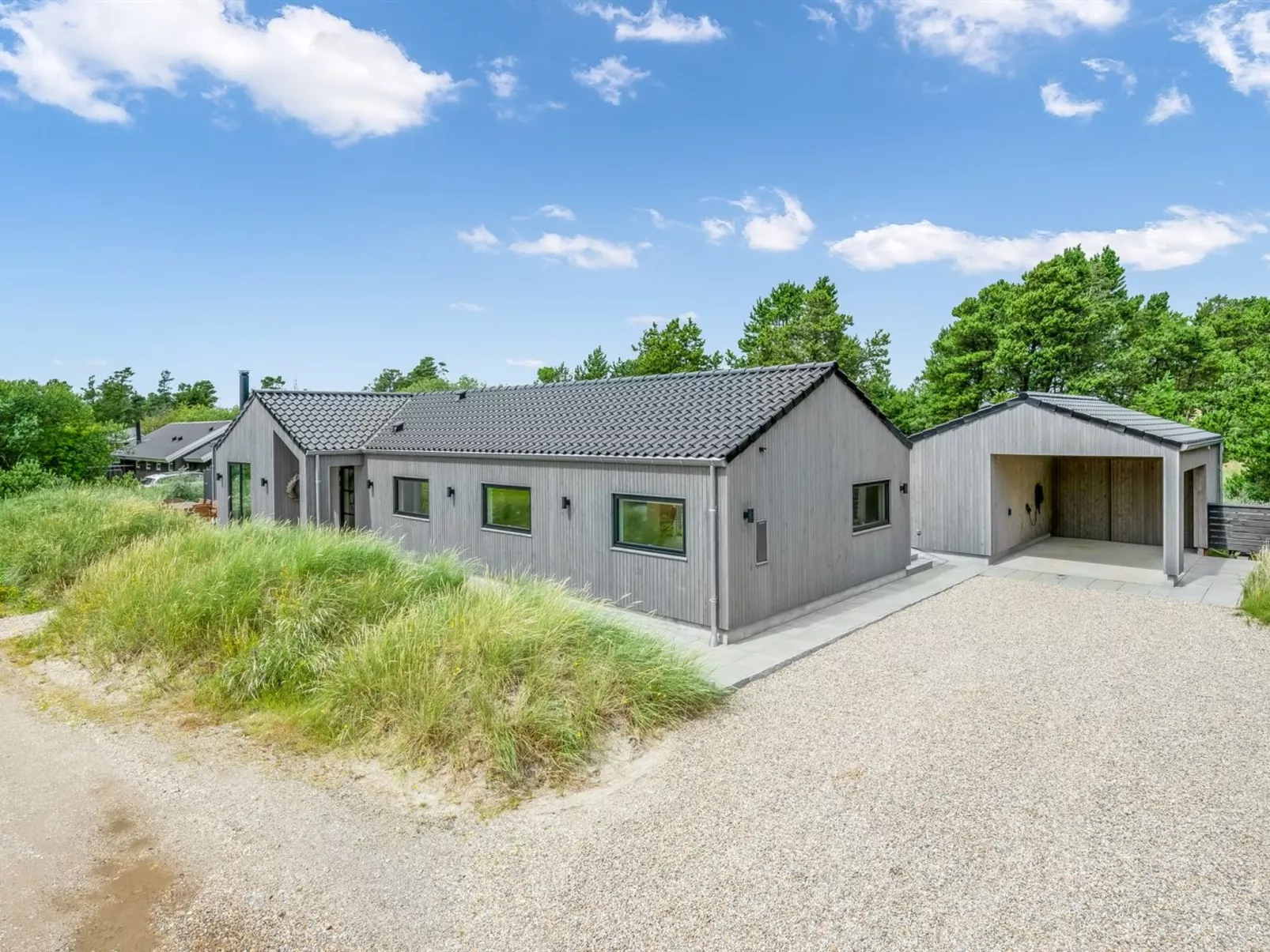 "Antonette" - 1.8km from the sea-Outside