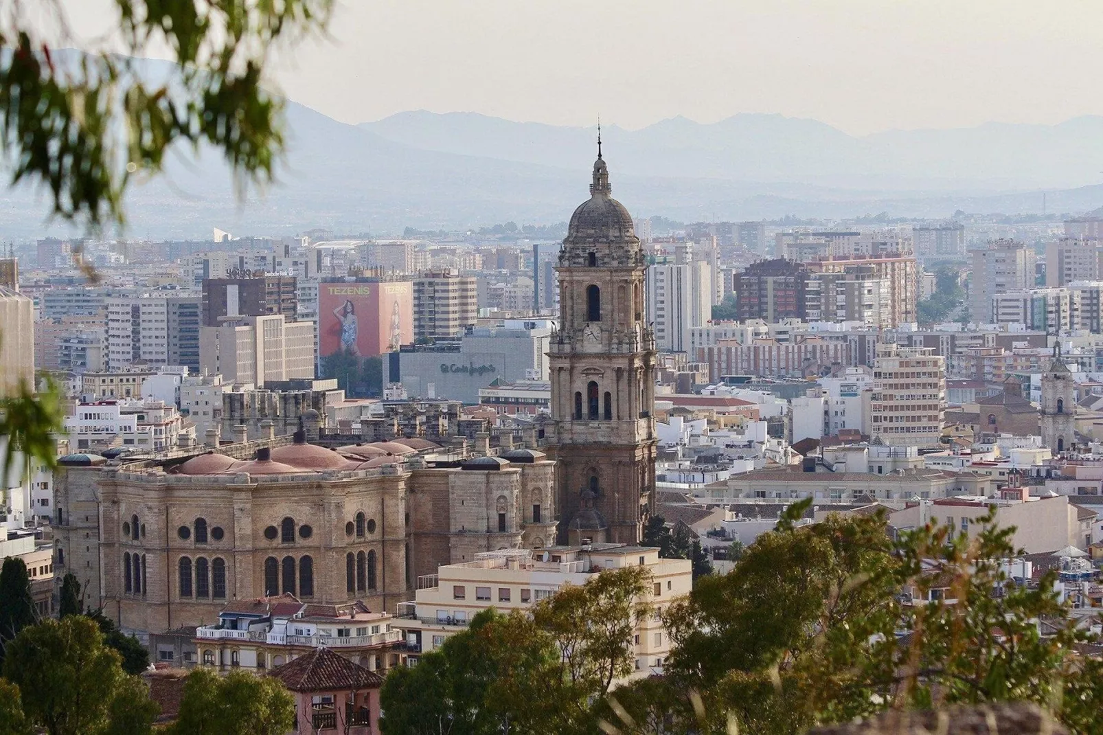 Avenida Europa-Vue d'été