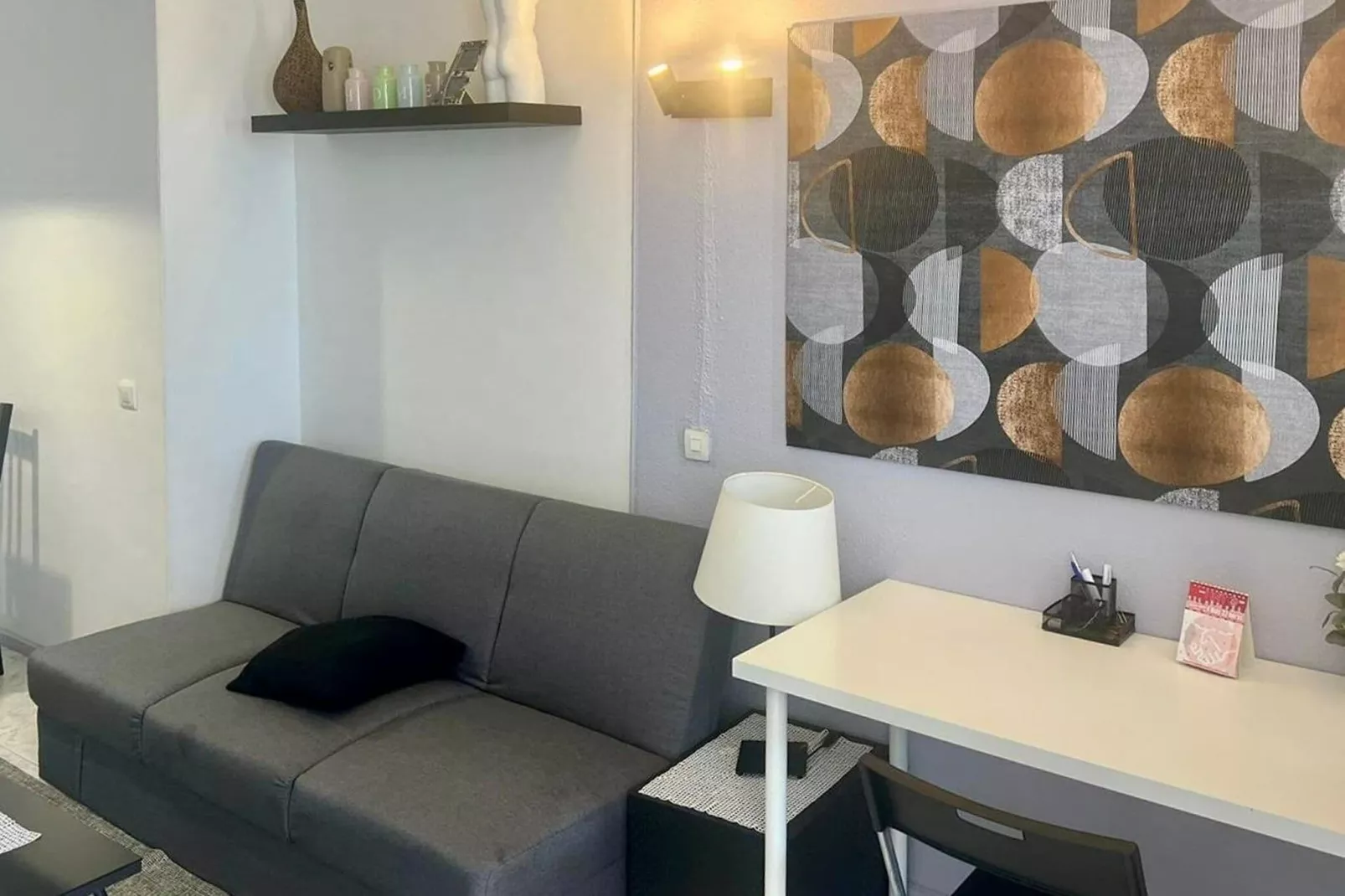 Isabel Manoja-Living room