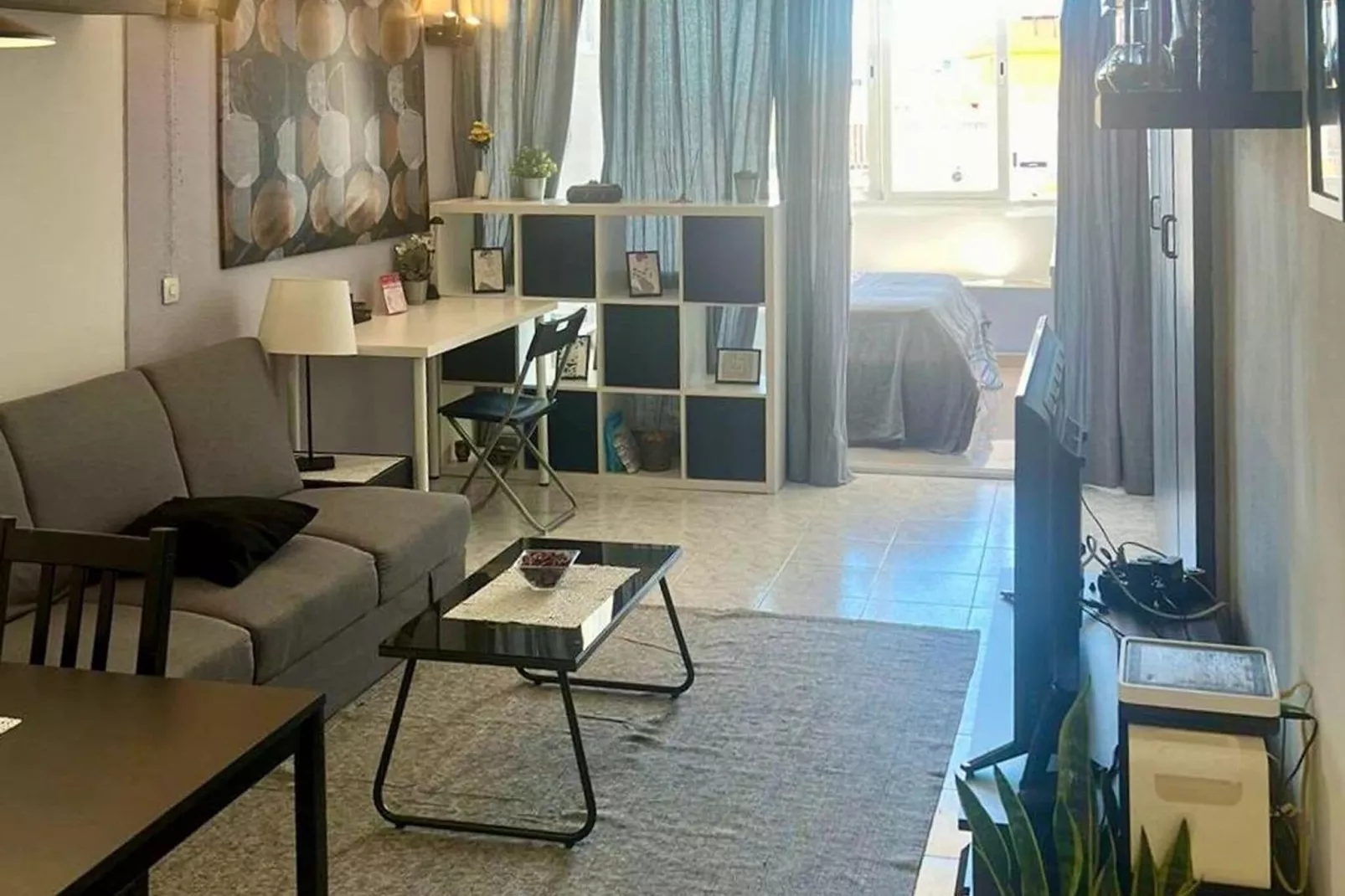 Isabel Manoja-Living room