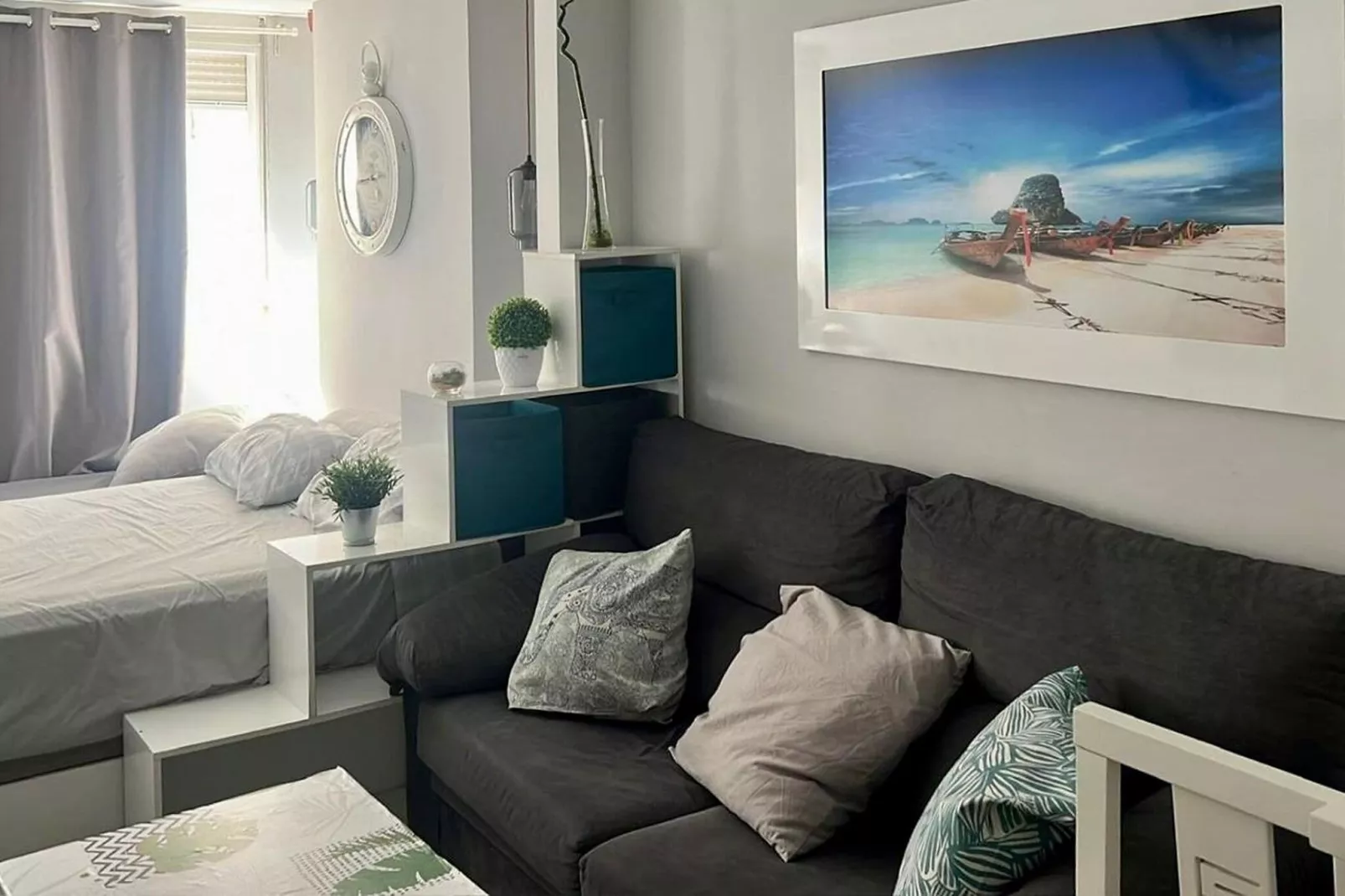 Carlota Alexandri-Living room