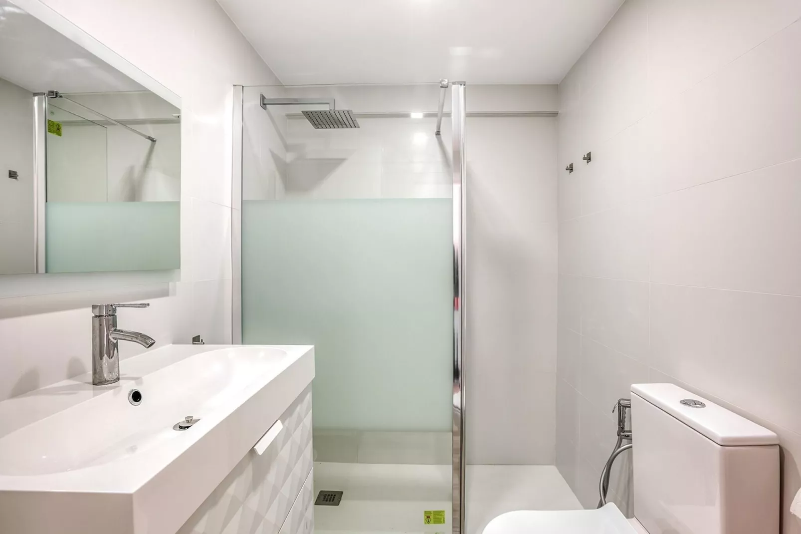 Carlota Alexandri-Bathroom