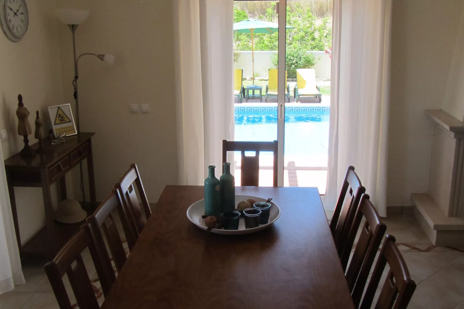Casa Avilar-Dining room