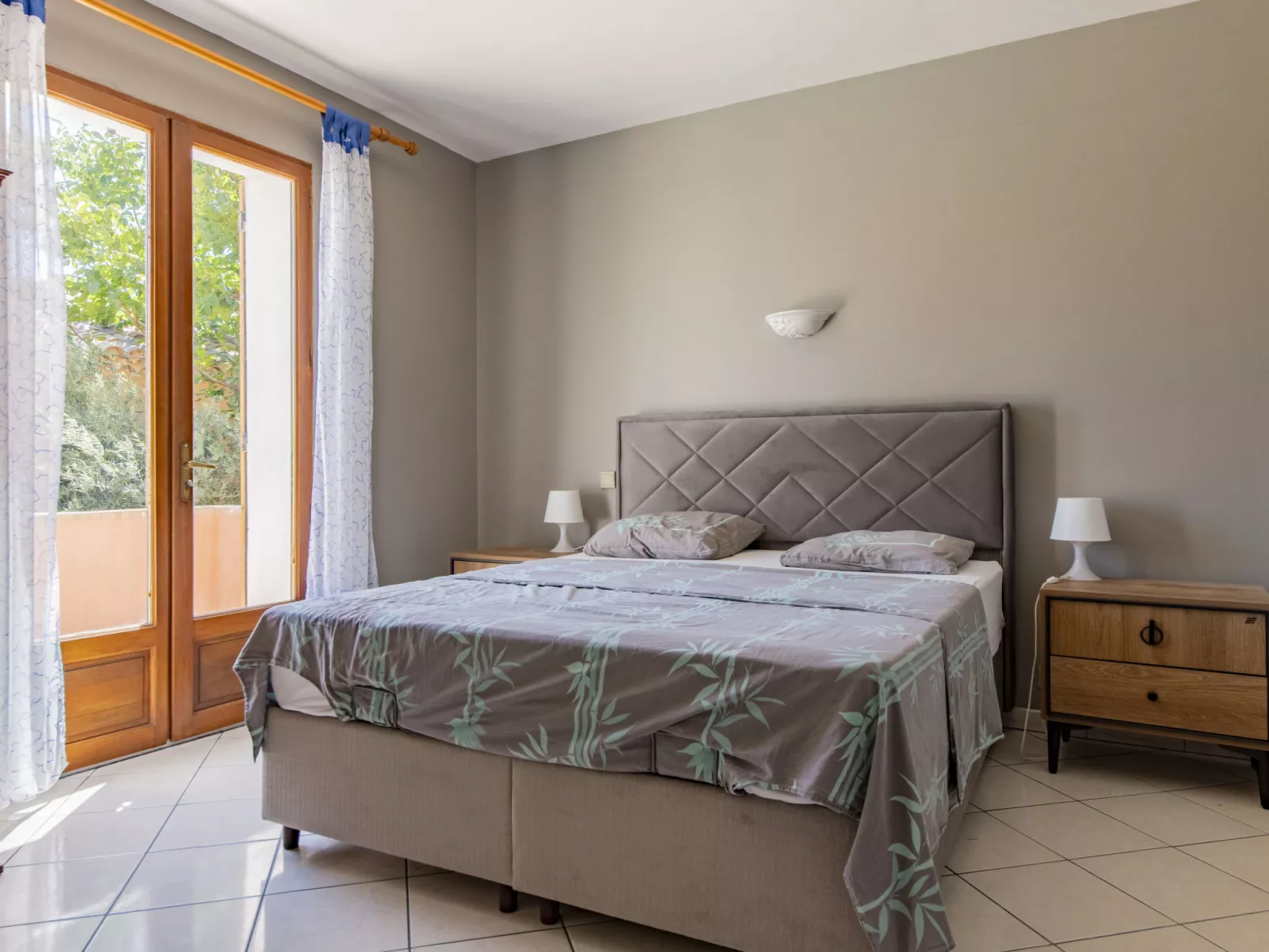 Villa Rose-Inside