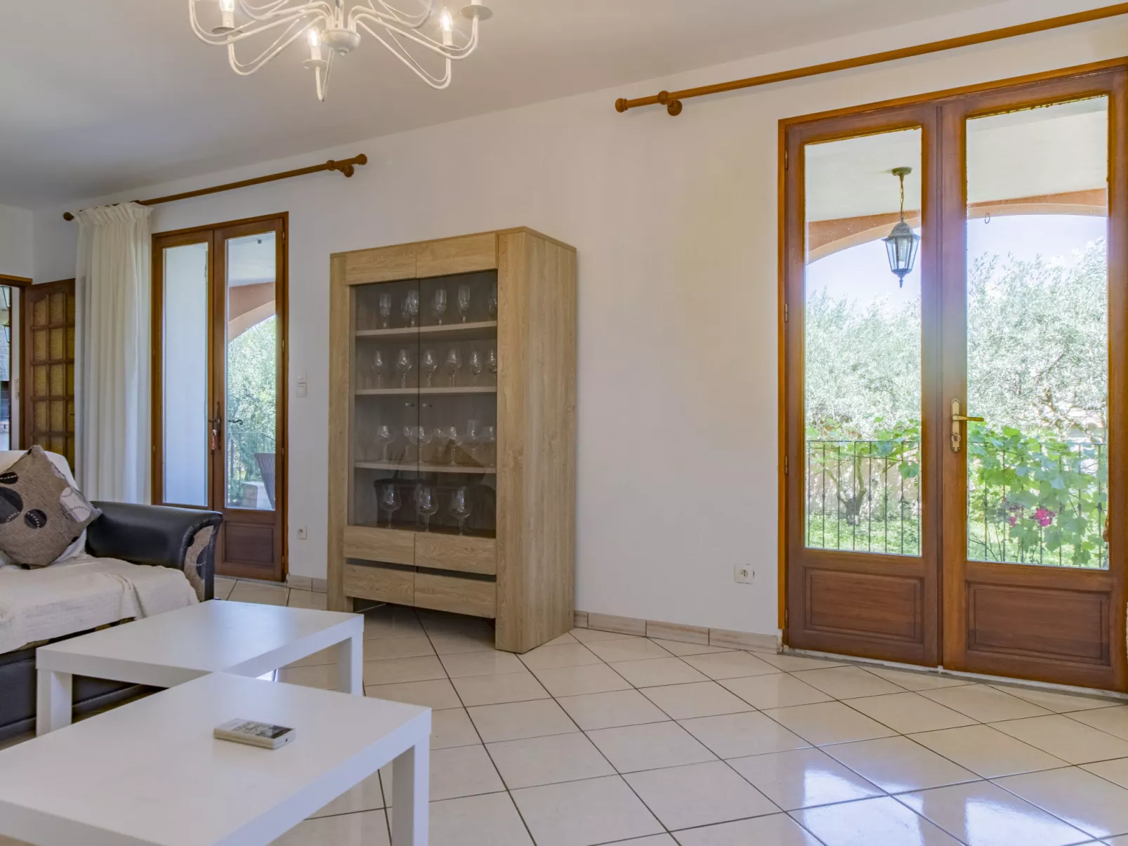 Villa Rose-Inside