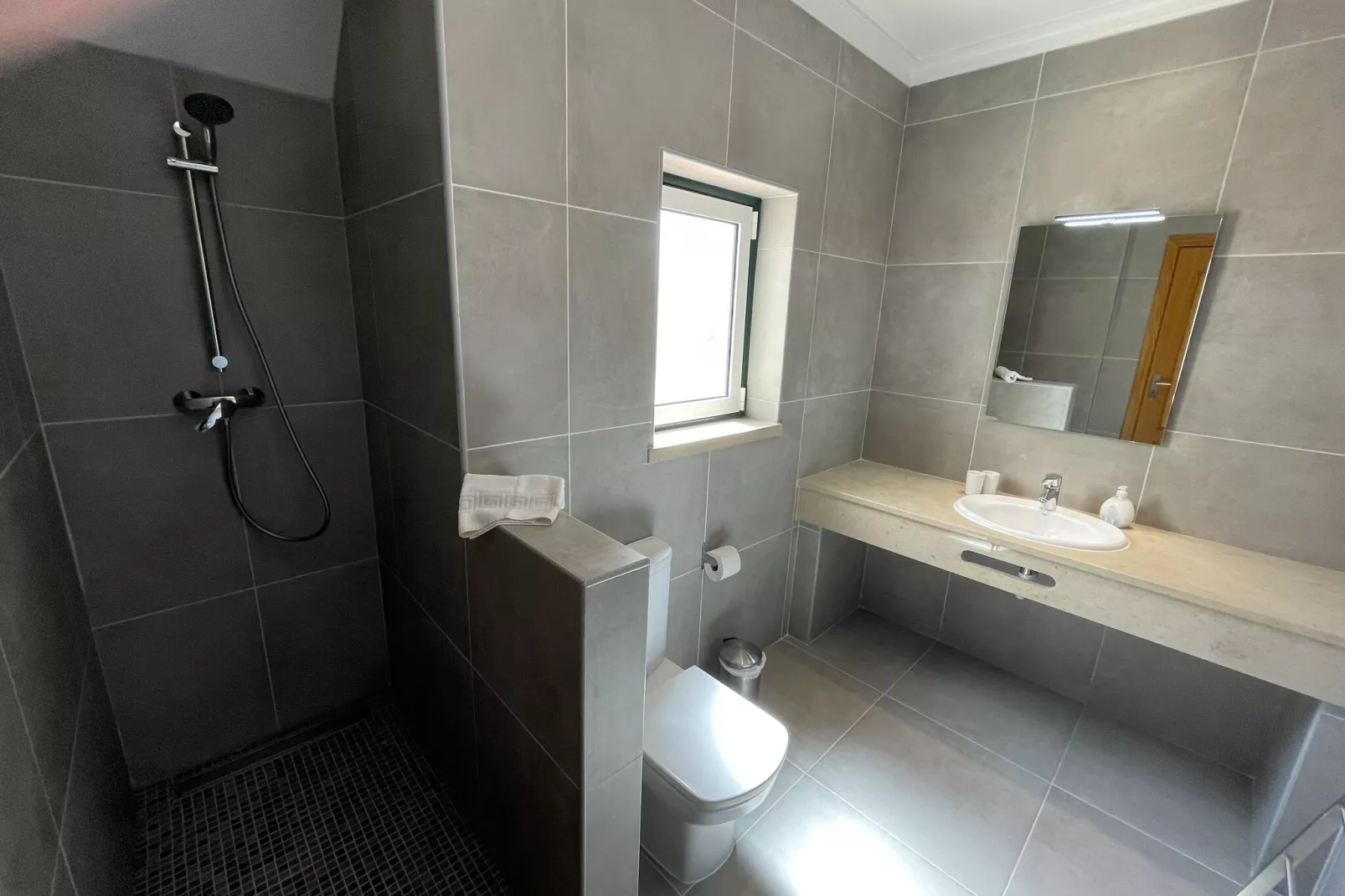 Casa Avilar-Bathroom