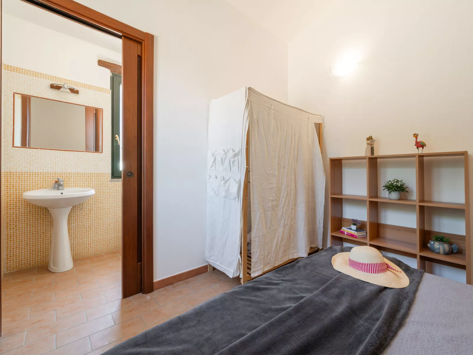 Terra del Vento-Inside