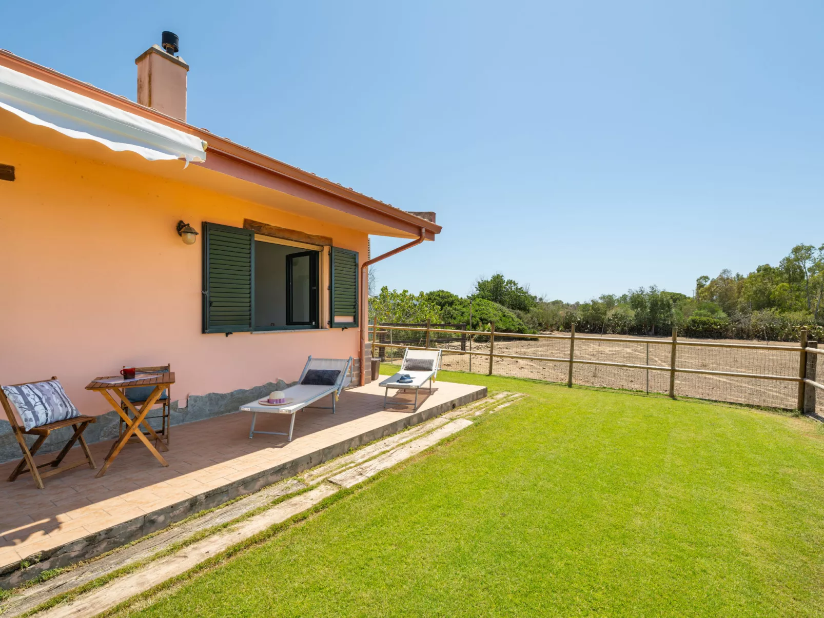 Terra del Vento-Outside