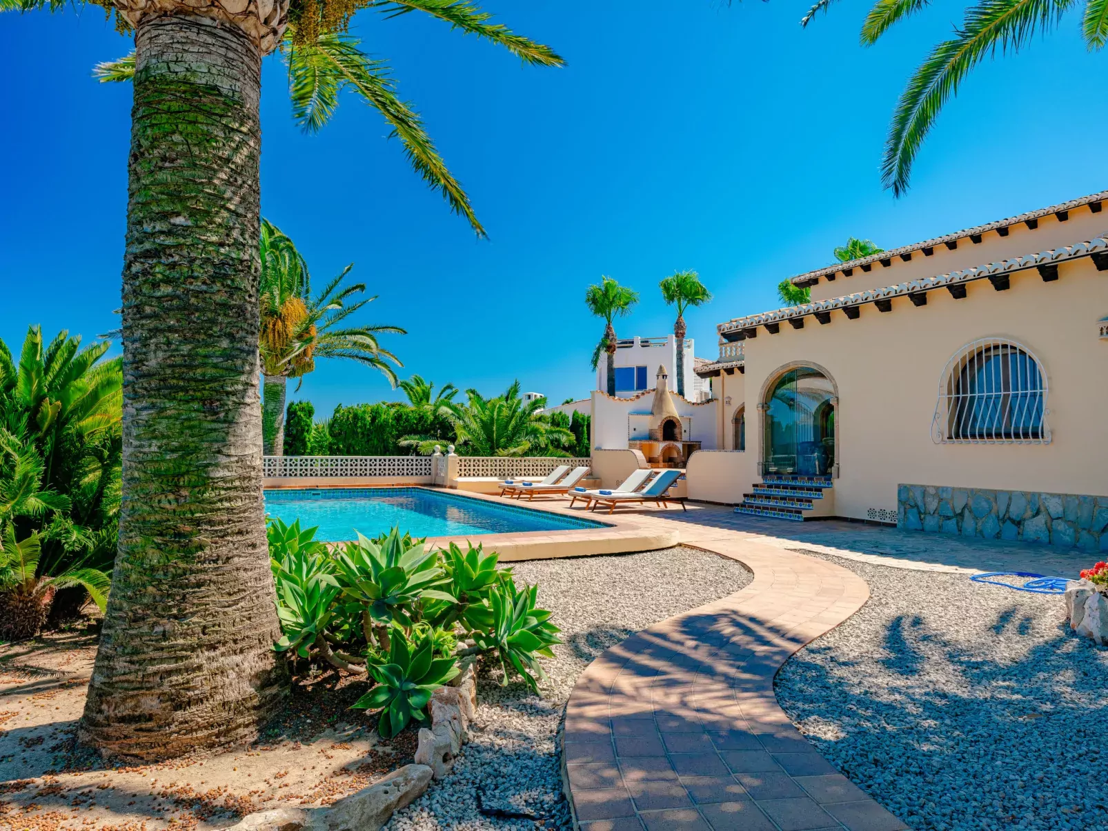 Villa Barbara-Outside