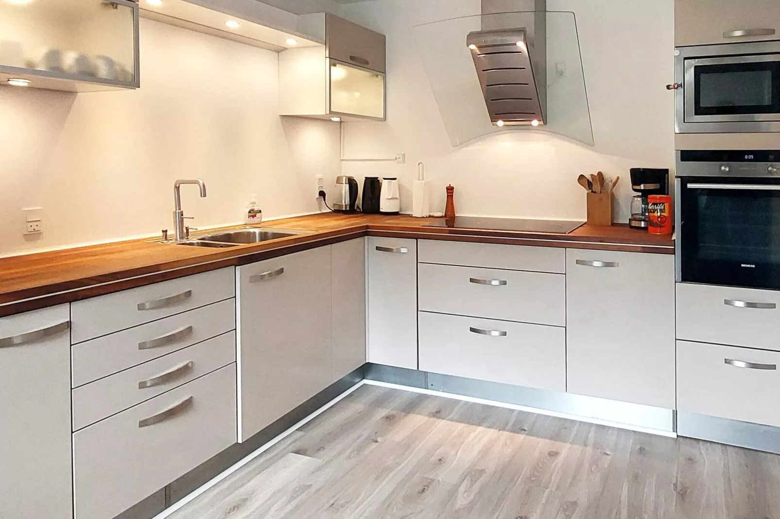 4 person holiday home in Karrebæksminde-By Traum-Indoor