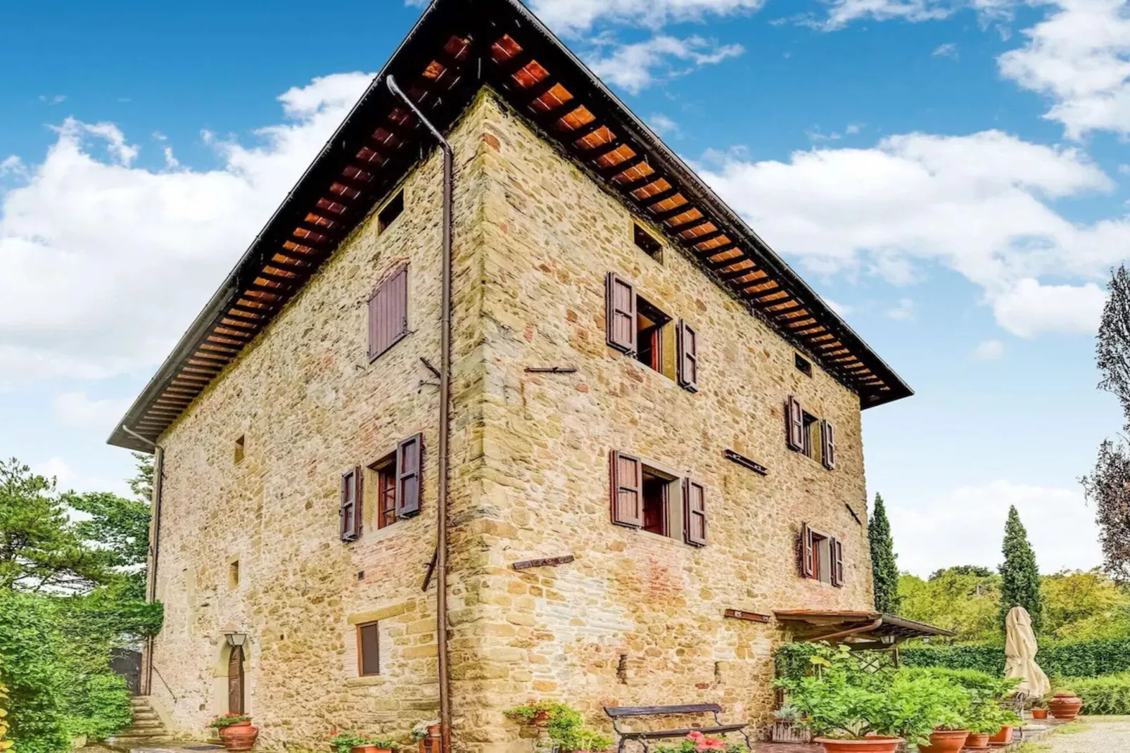 Il Fienile-Exterior summer