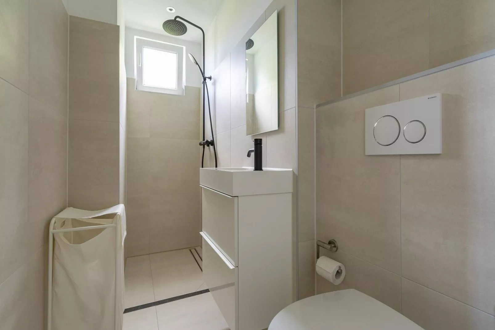 Previnaireweg 34-Bathroom