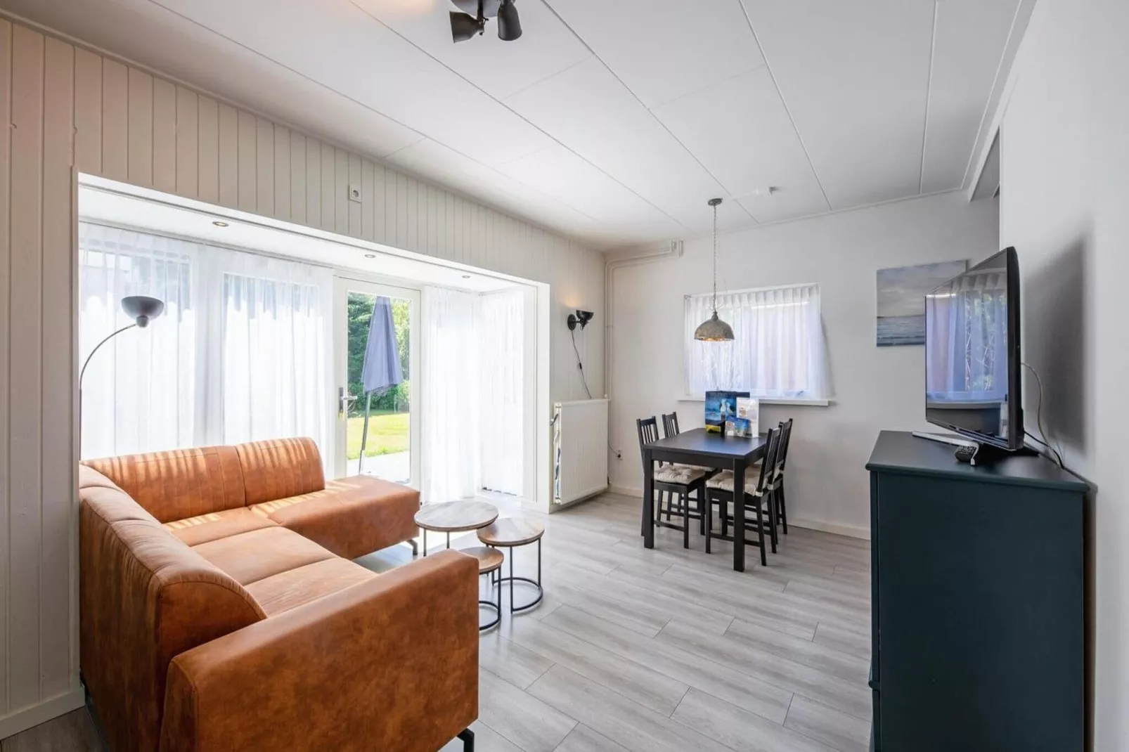 Strandhuys Zeester-Living room