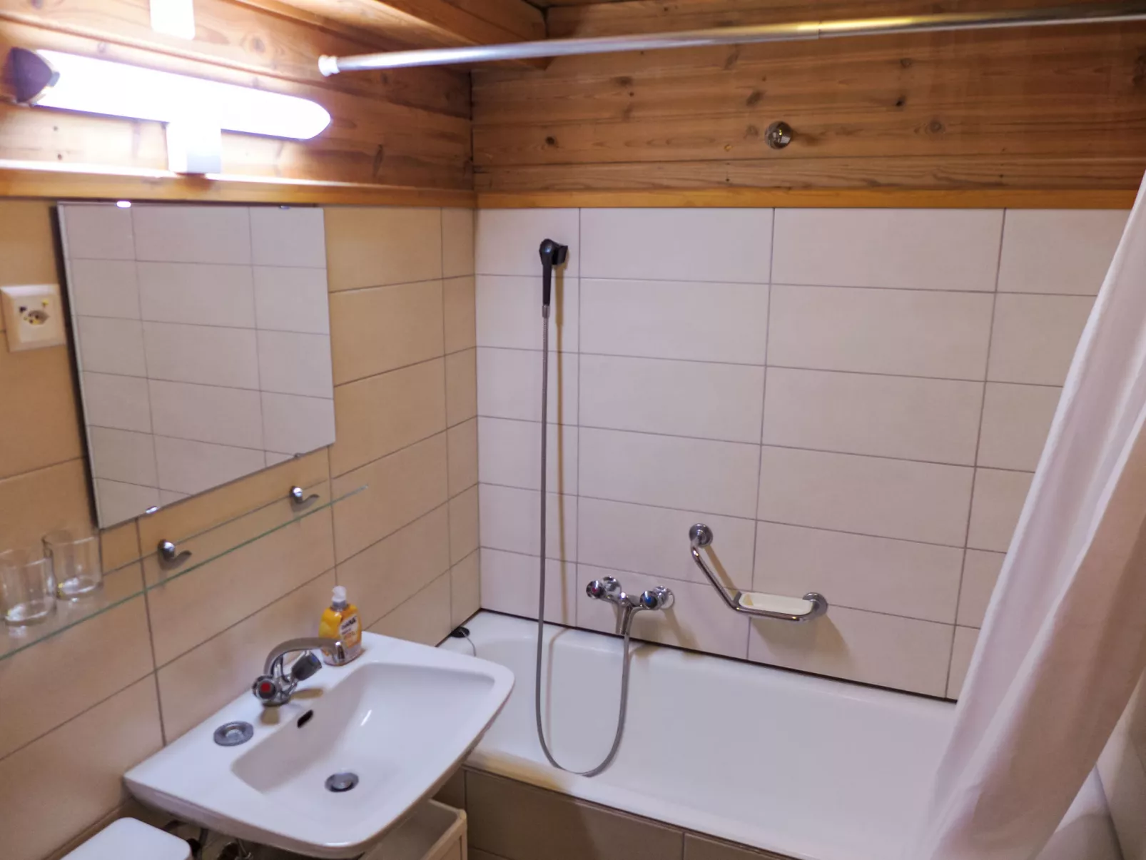 Chalet Sans Nom-Drinnen