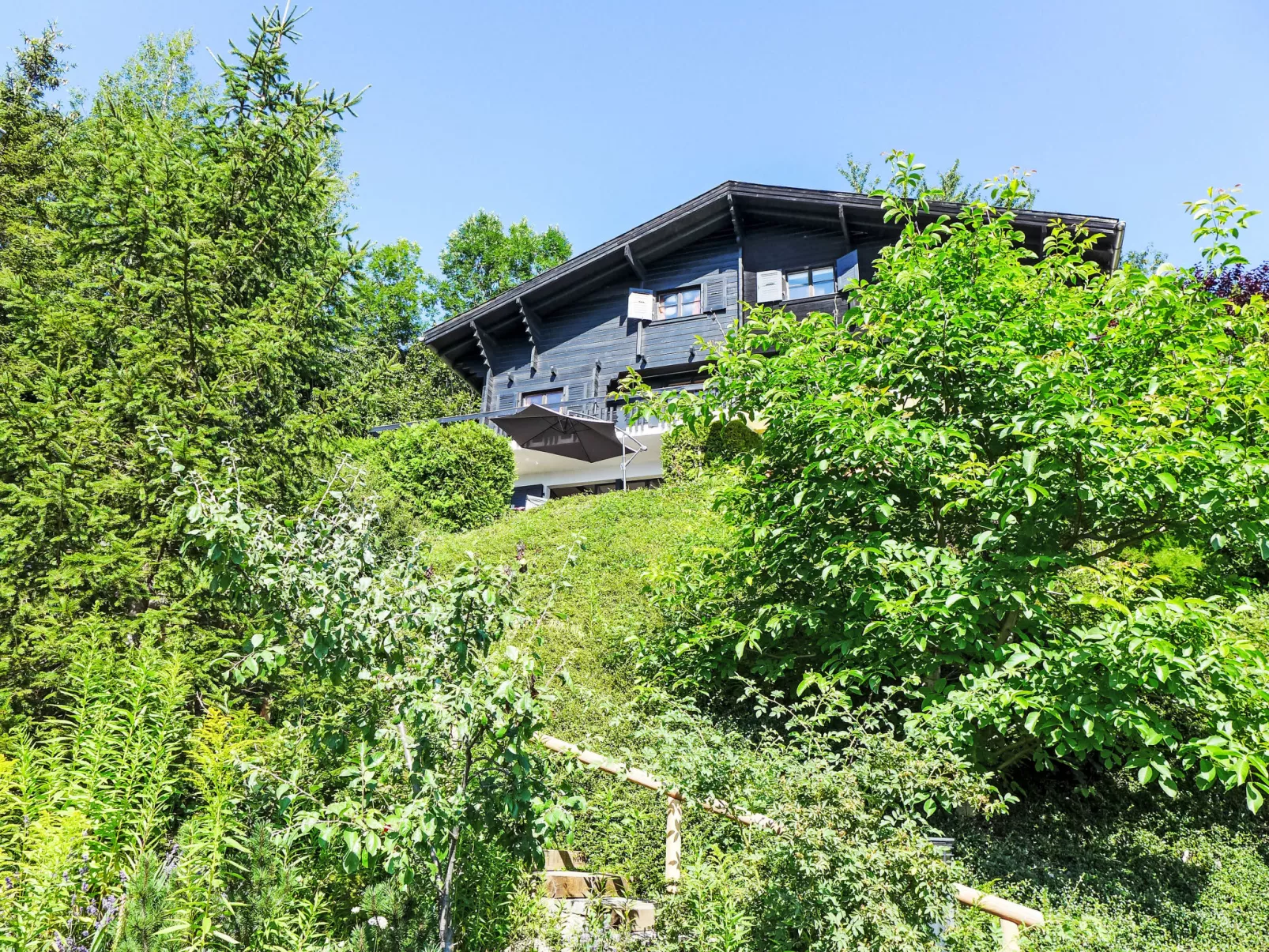 Chalet Sans Nom-Draußen