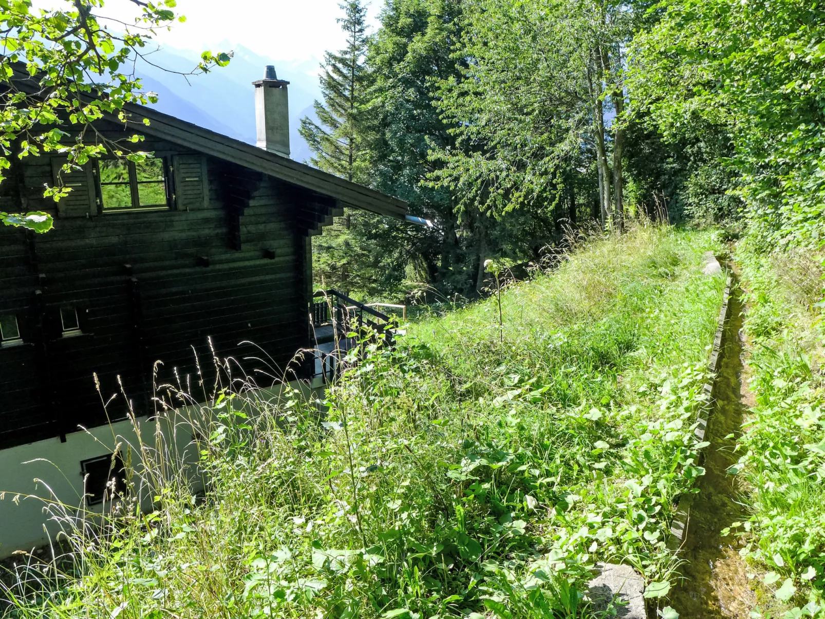 Chalet Sans Nom-Draußen