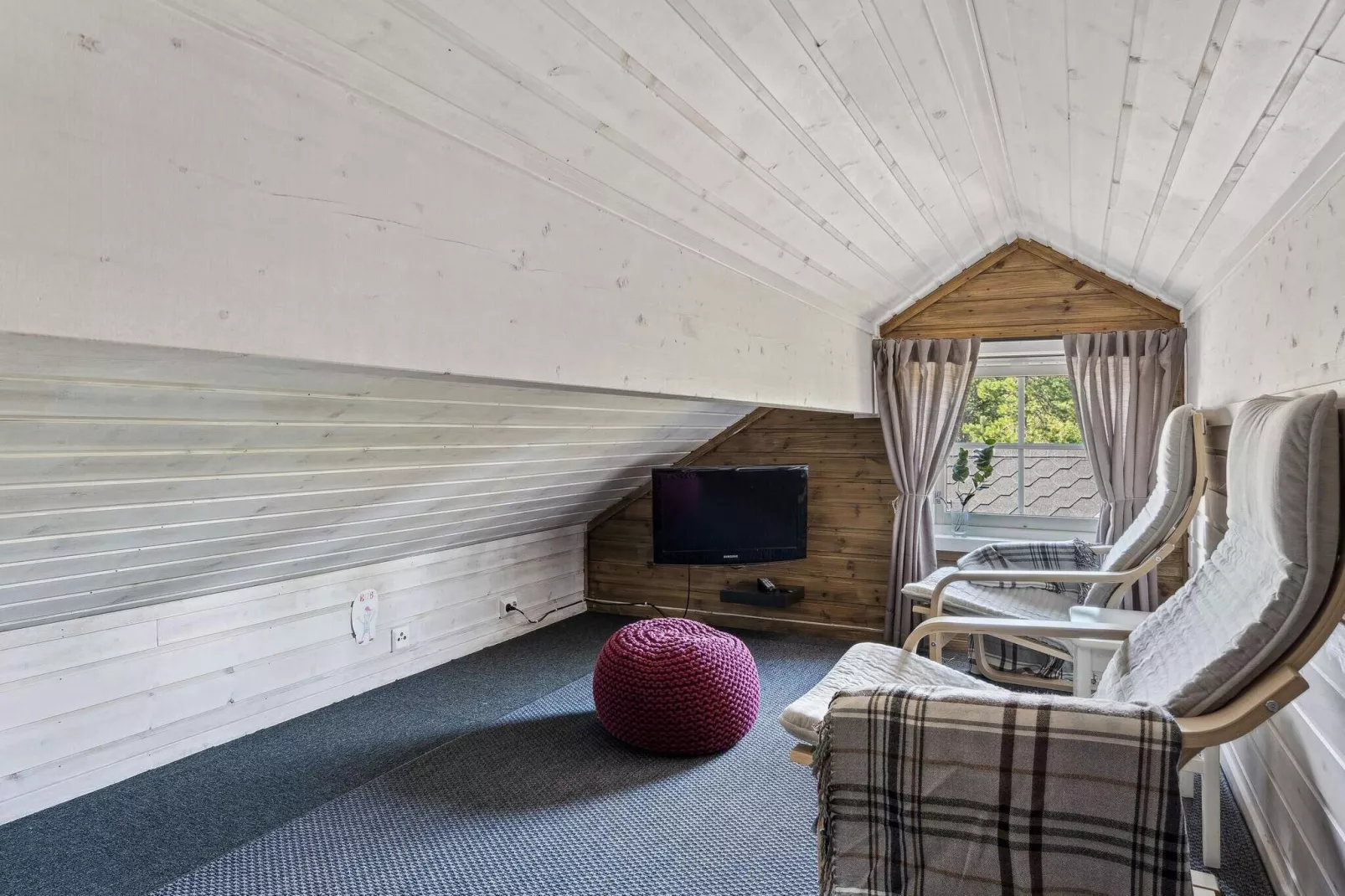 4 star holiday home in Storsteinnes-Indoor