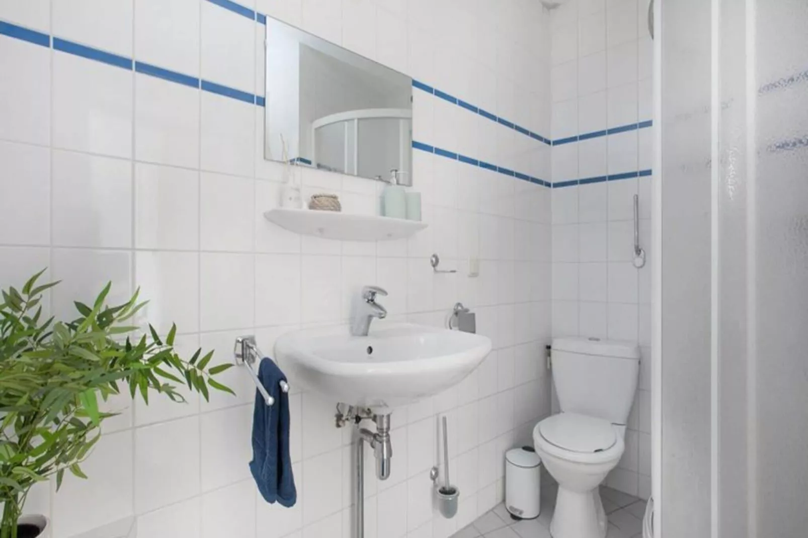Résidence Juliana 40-Bathroom