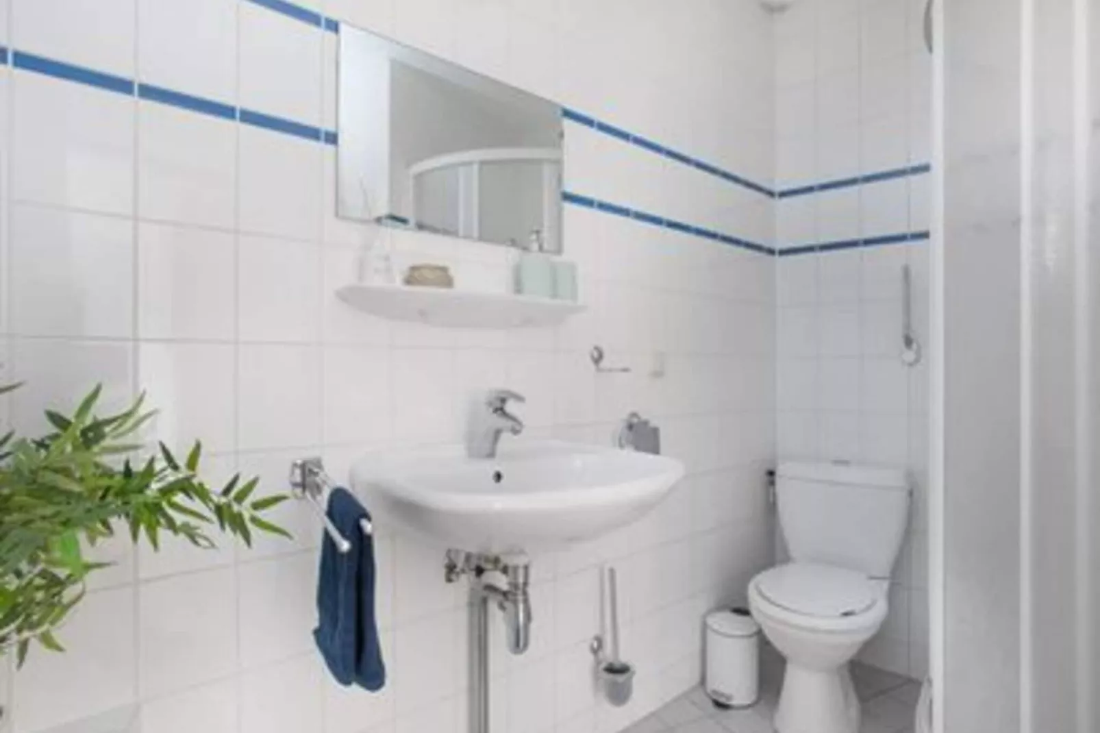 Résidence Juliana 40-Bathroom