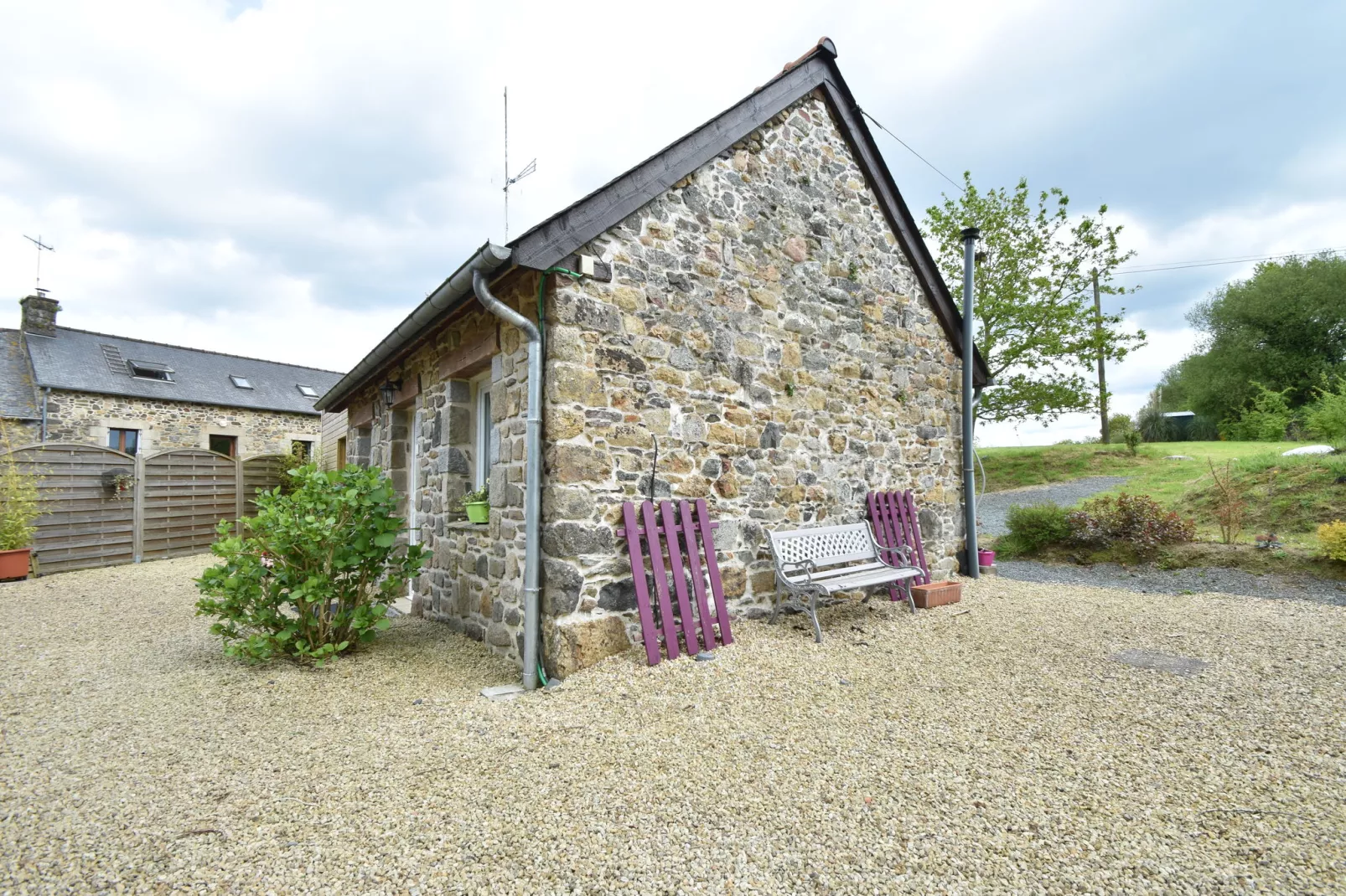 Maison Typique Bretonne-Exterior summer