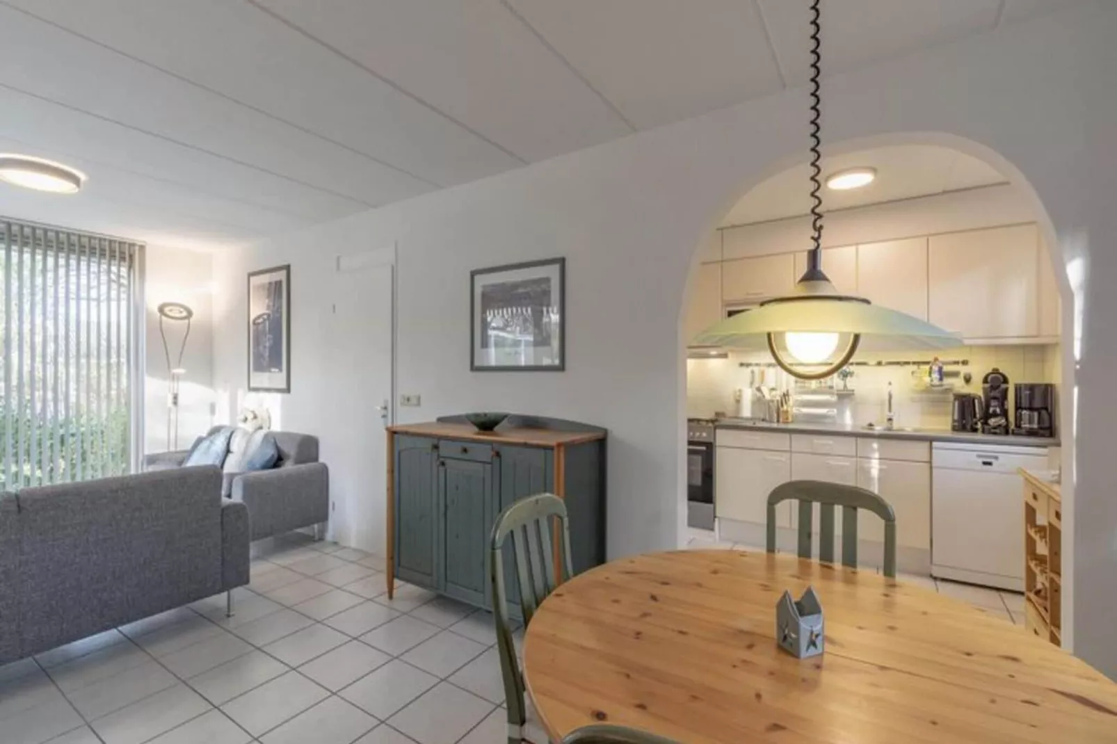 Campanula 39-Living room