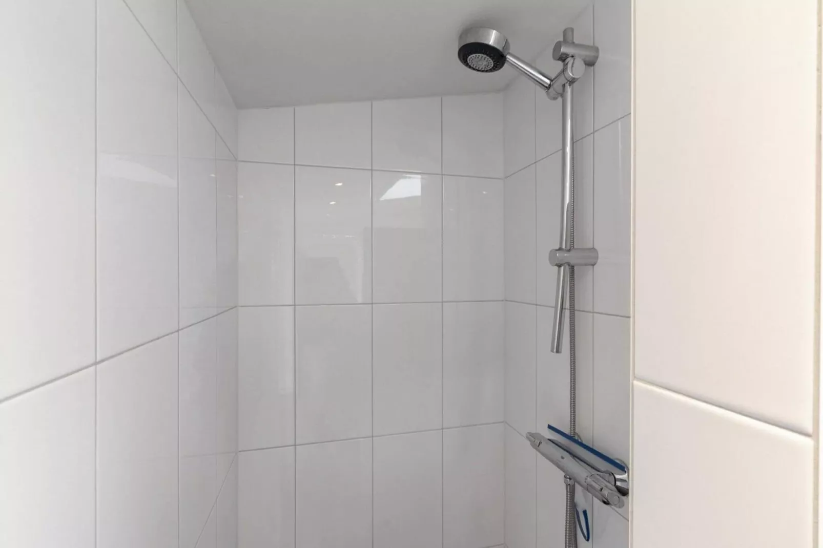 Duinland 68-Bathroom