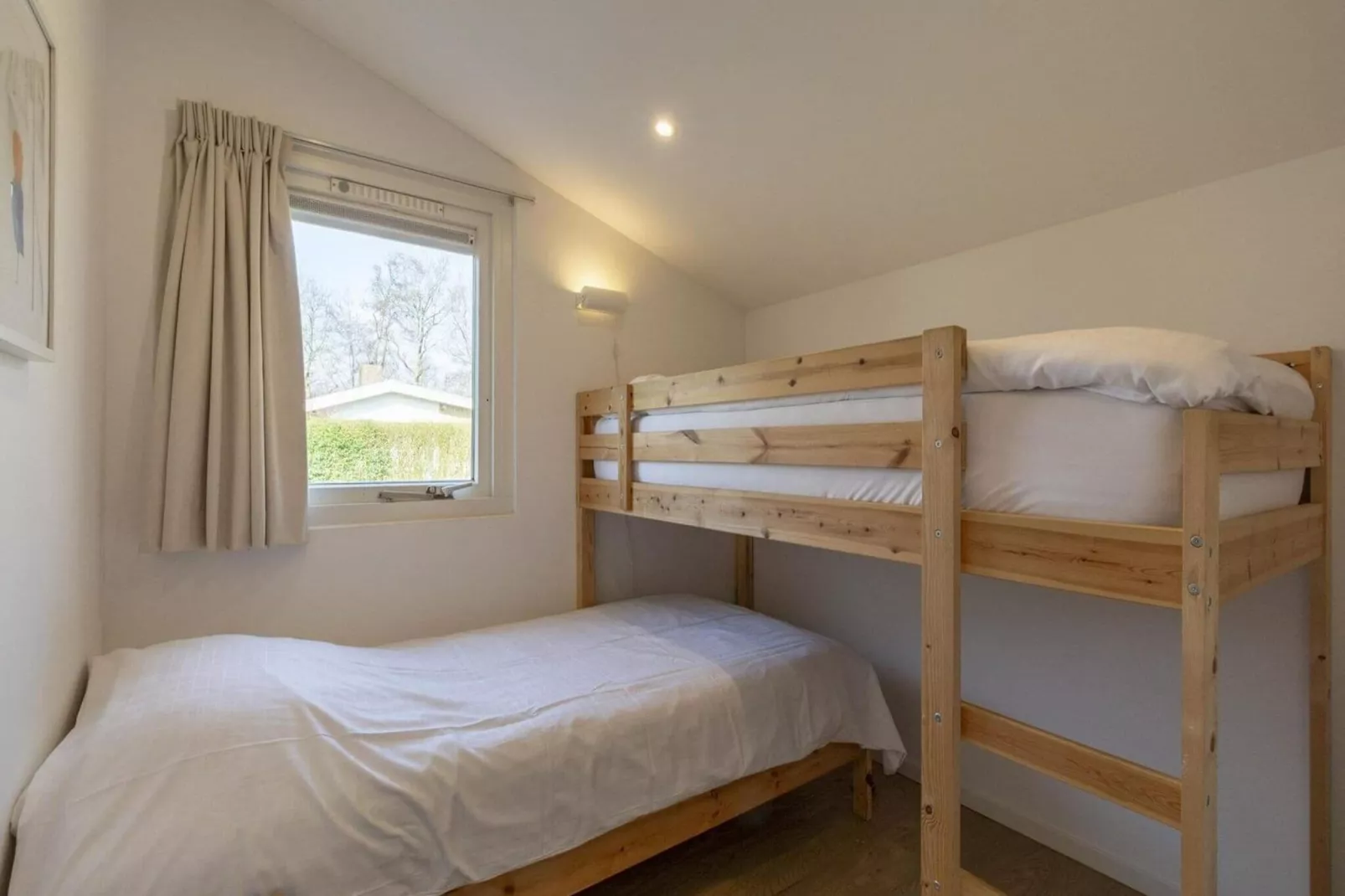 Duinland 55-Bedroom