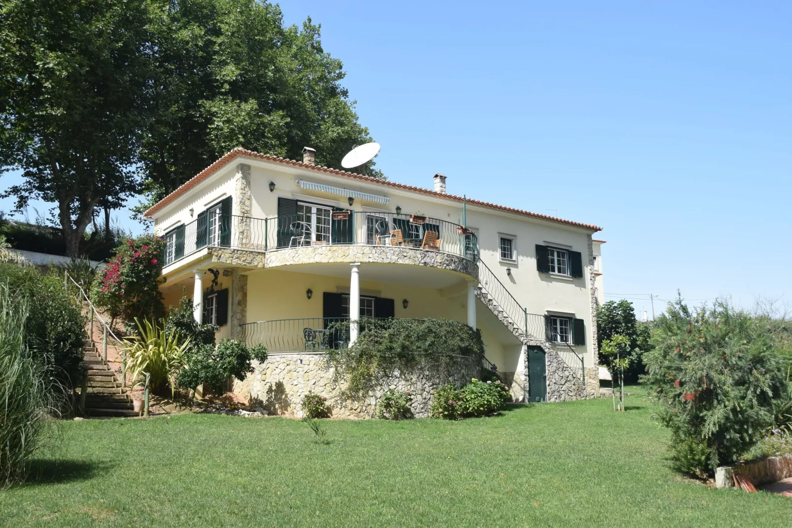 Casa do Coqueiro-Gardens summer