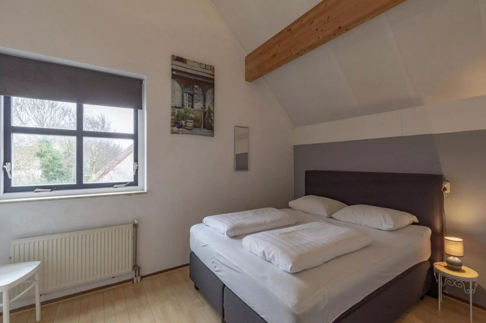 Ooghduyne 75-Bedroom
