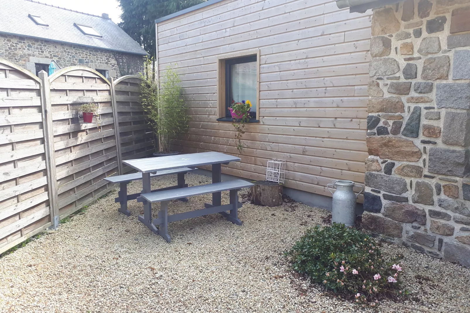 Maison Typique Bretonne-Terrace balcony