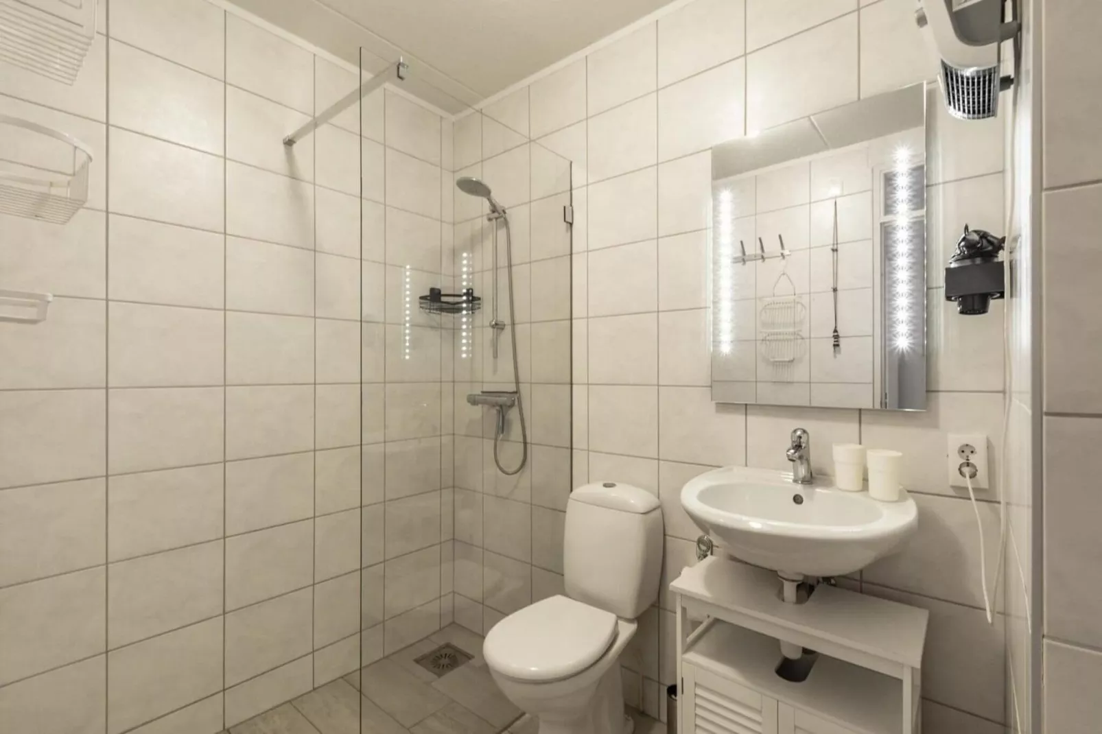 Beach Appartement 07-Bathroom