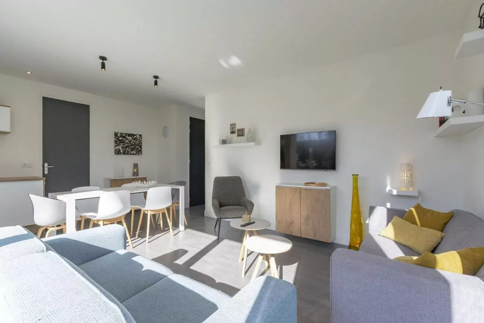 Strandhuis Uitwaayer-Salon